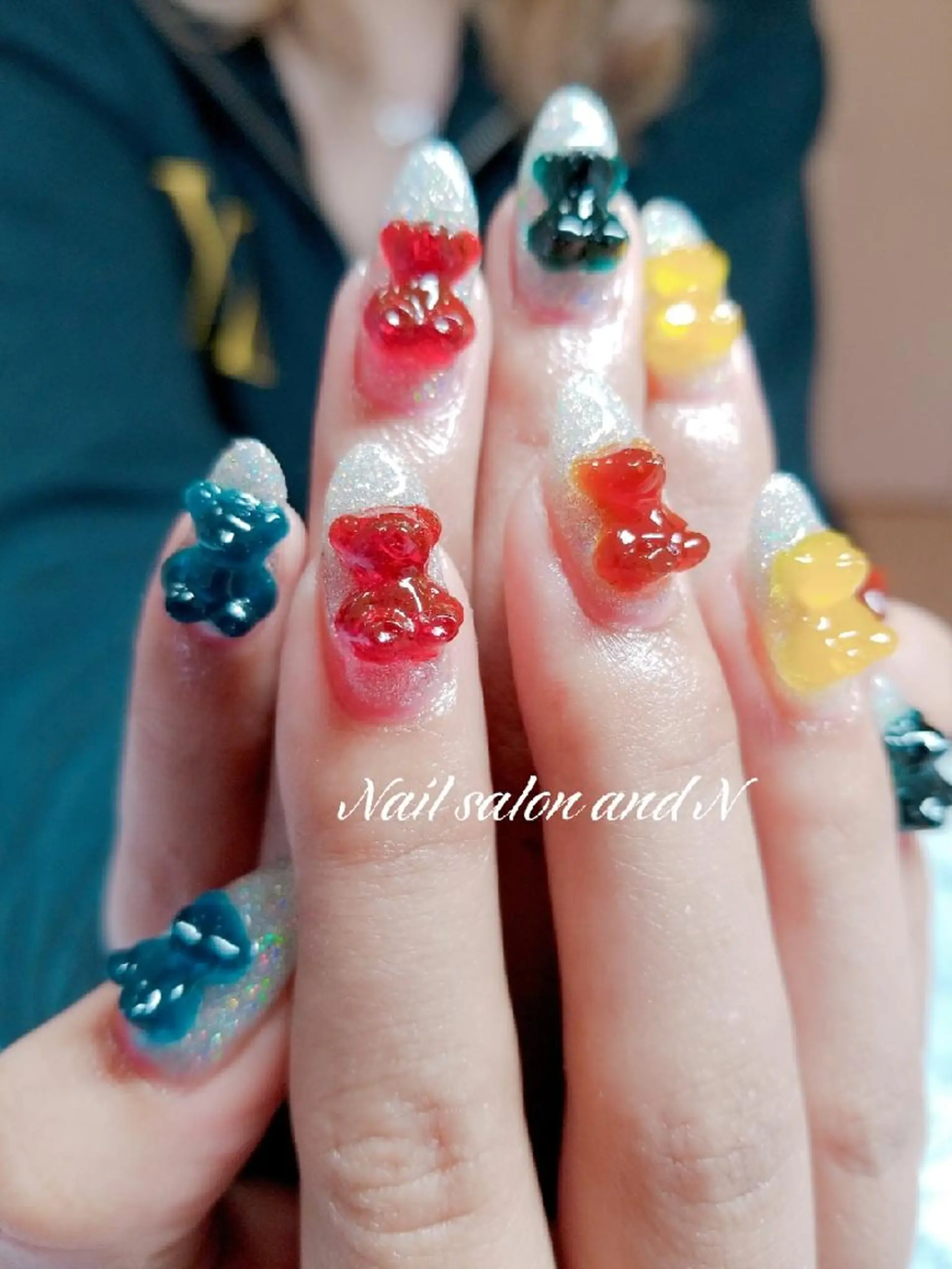 ネイル and Nのネイルデザイン