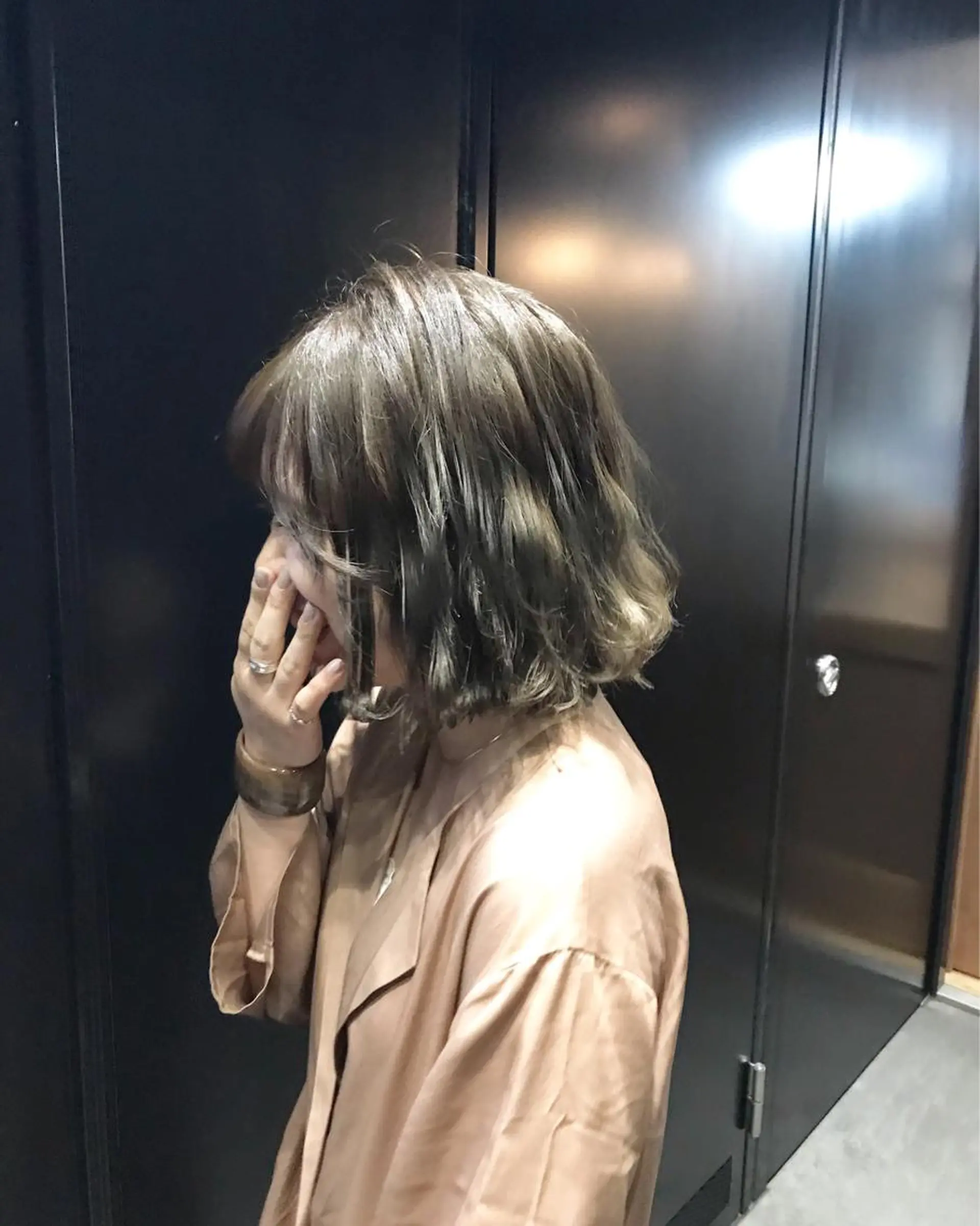 ミディアム カラー パーマ ヘアアレンジ カット ヘアカラー トリートメント re naのヘアスタイル