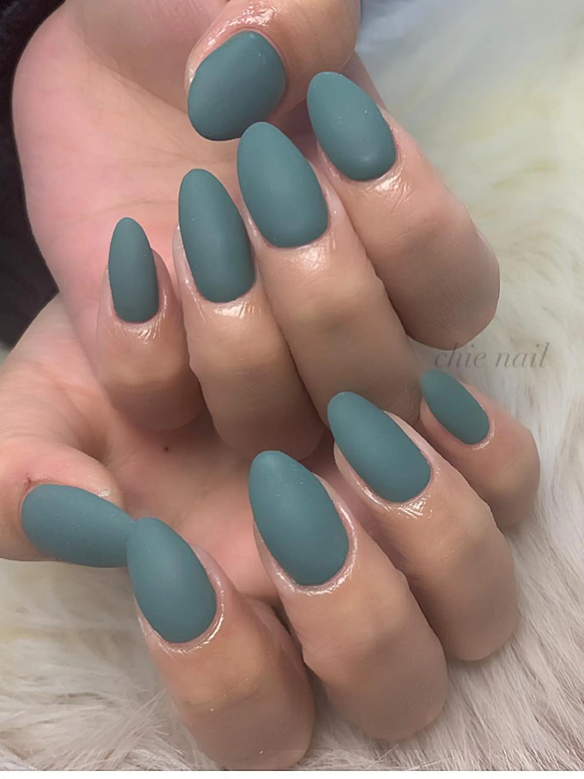 ネイル 長さ出し グリーン マットネイル 森ノ宮❤︎ chieのネイルデザイン