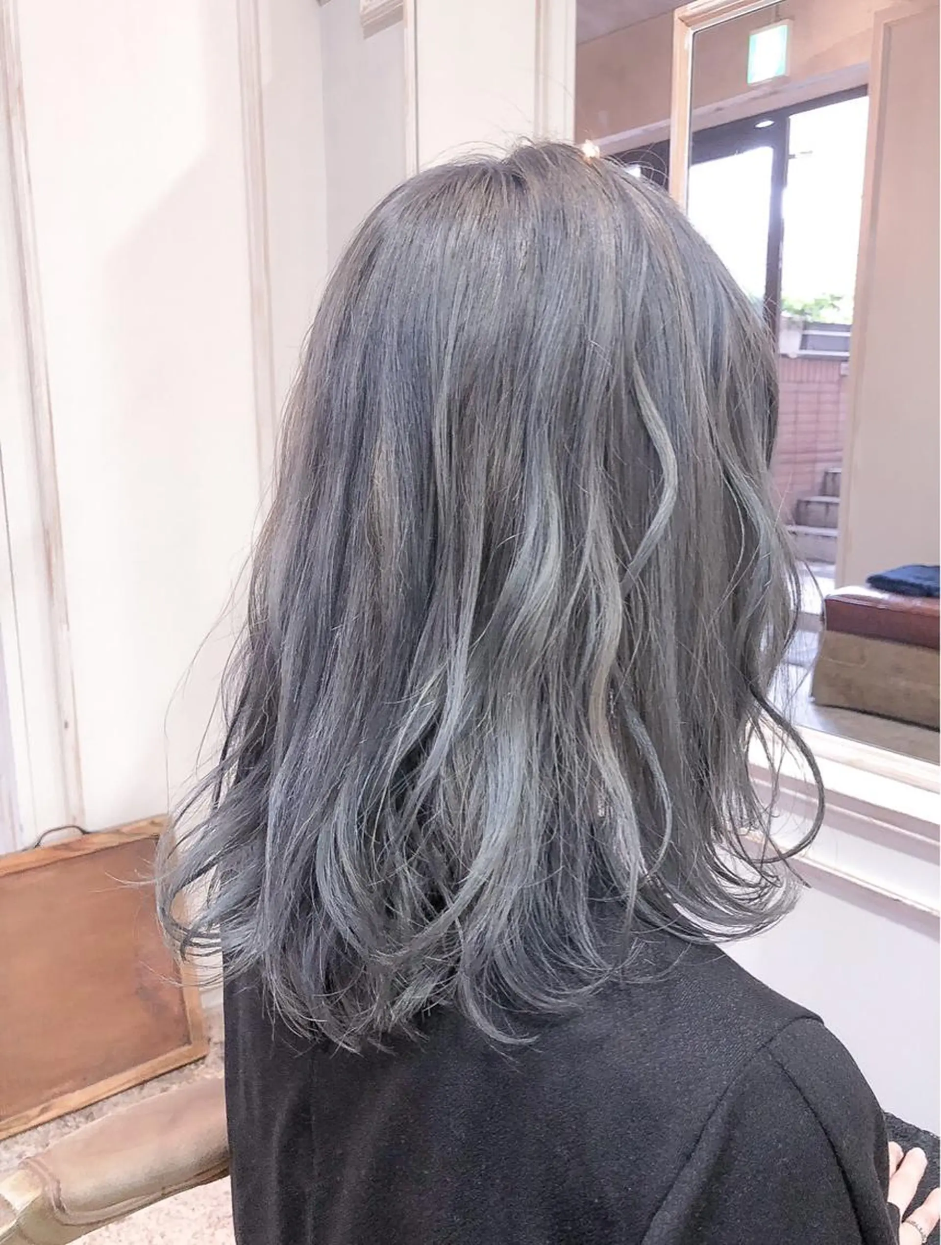 ミディアム カラー Siesta所属・📣髪質改善縮毛矯正 特化美容師｜庭田📣のヘアスタイル