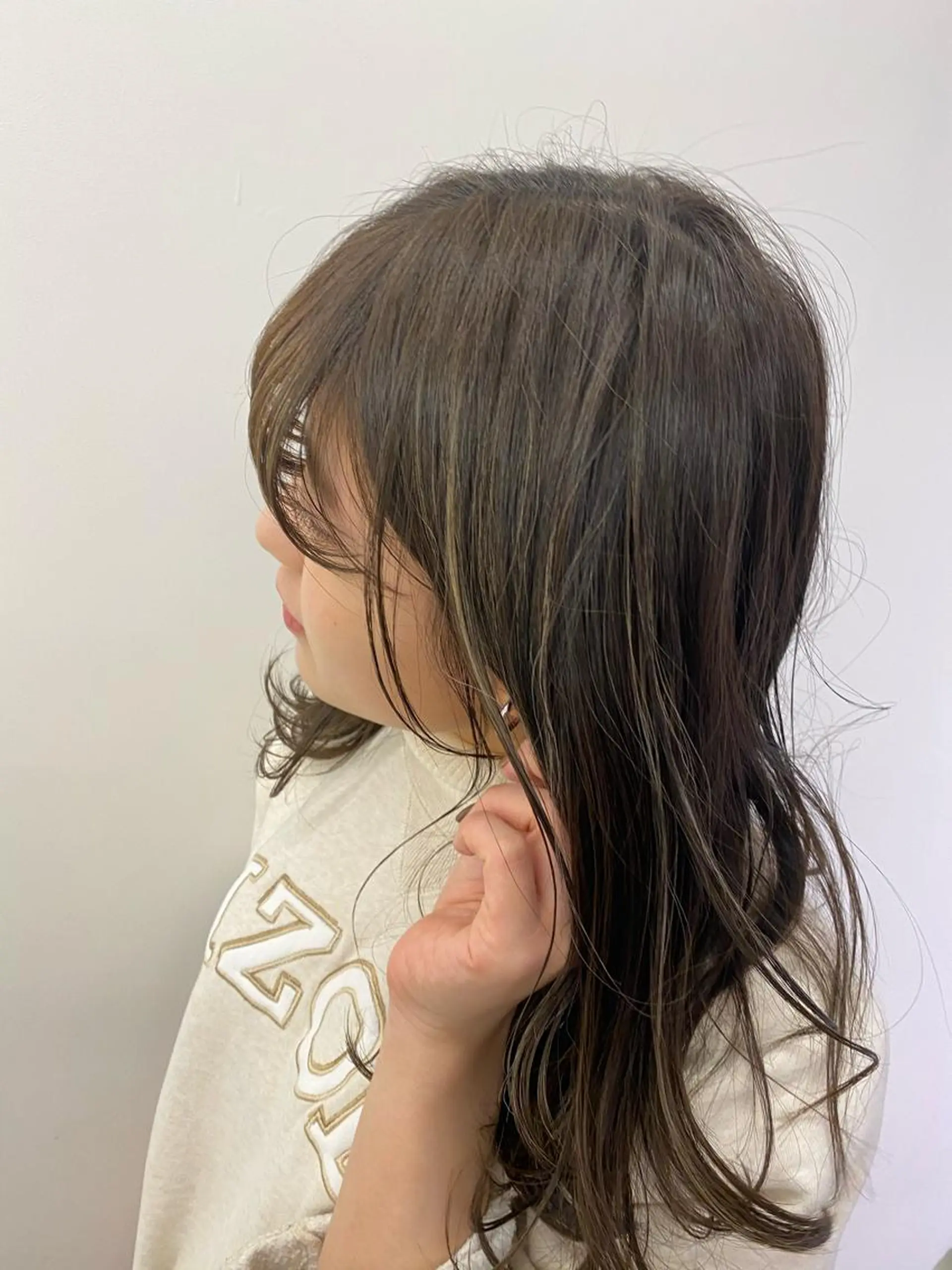 セミロング 日々所属・谷 大地のヘアスタイル