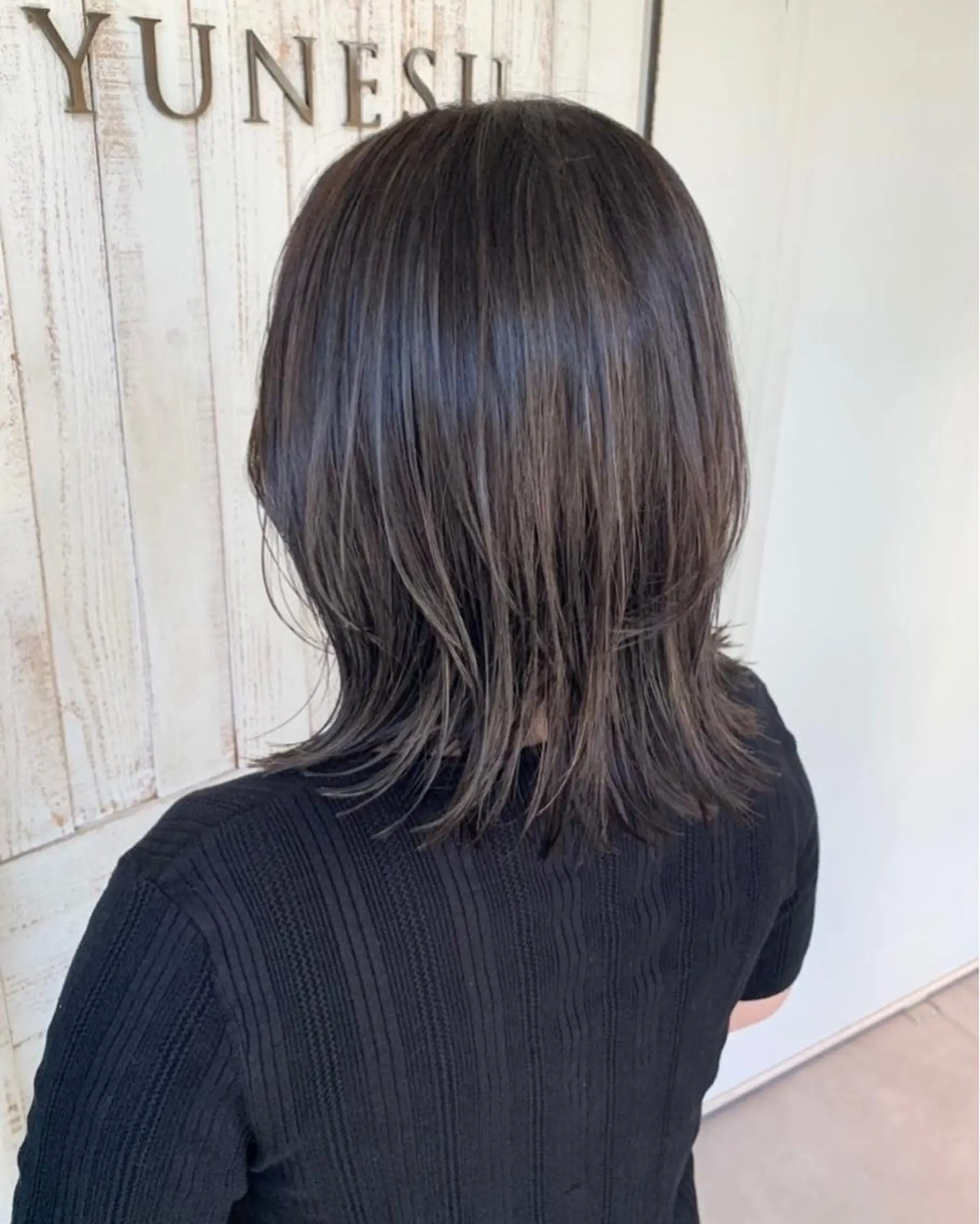 ミディアム カラー 透明感カラー グレージュ くびれヘア 韓国風ヘア カット ヘアカラー トリートメント JYUNESU表参道所属・韓国ヘア🇰🇷🎀 透明感カラーのヘアスタイル