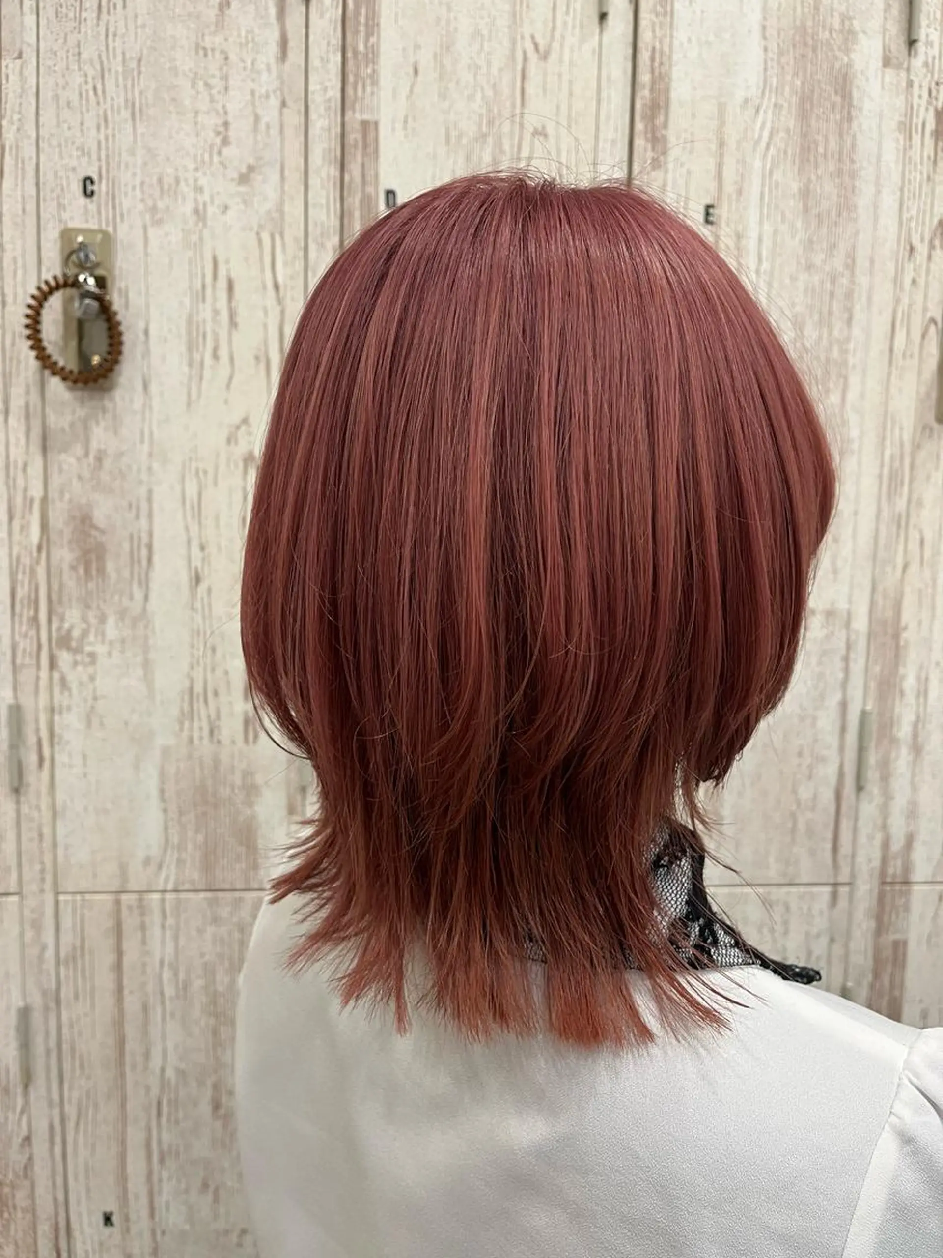 ミディアム カラー ピンクカラー ウルフカット カット ヘアカラー トリートメント 🟢NEGi🟣 🫧髪質改善のヘアスタイル