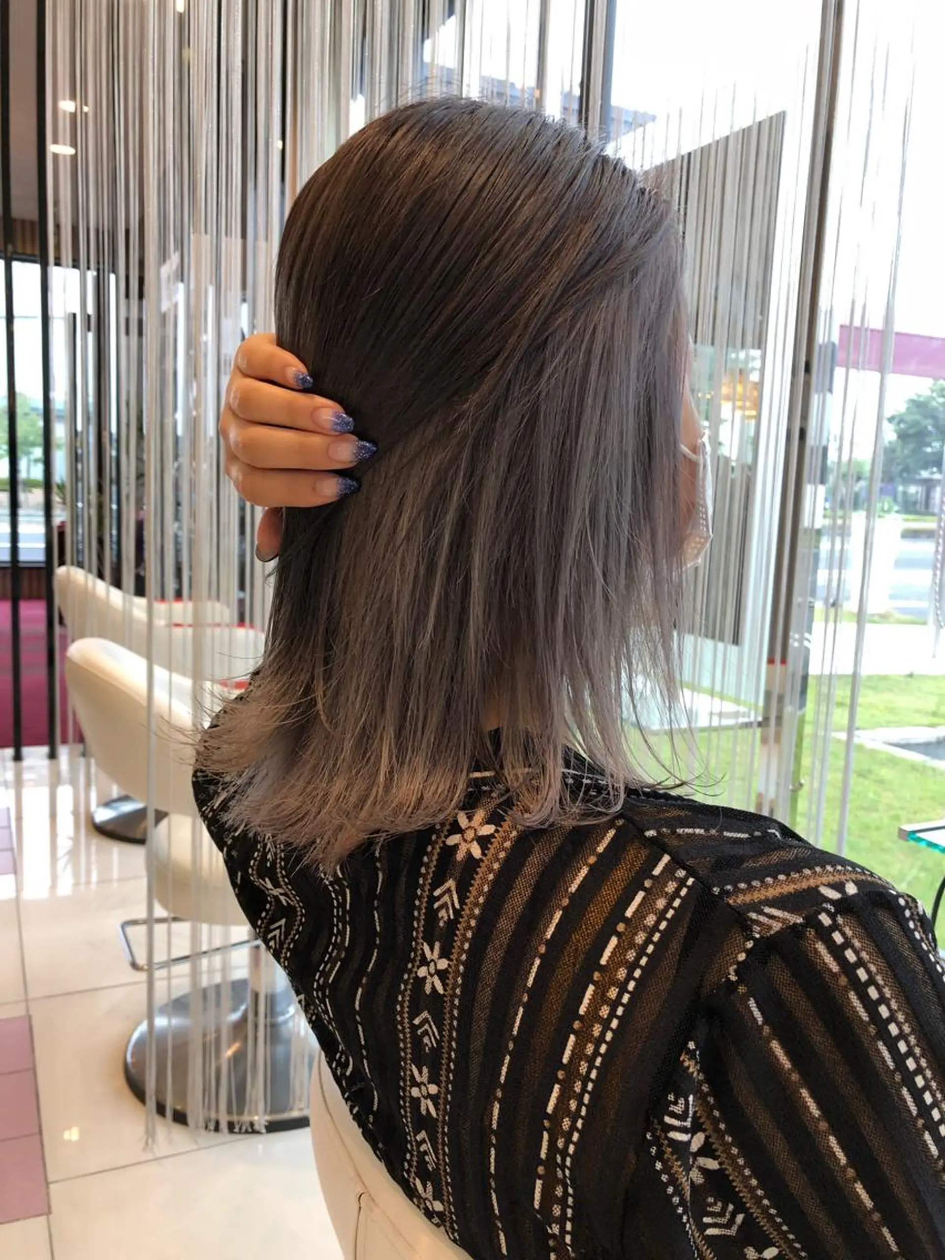 ミディアム カラー ブリーチ 外ハネヘア ヘアカラー トリートメント U&i所属・大塚 貴之のヘアスタイル