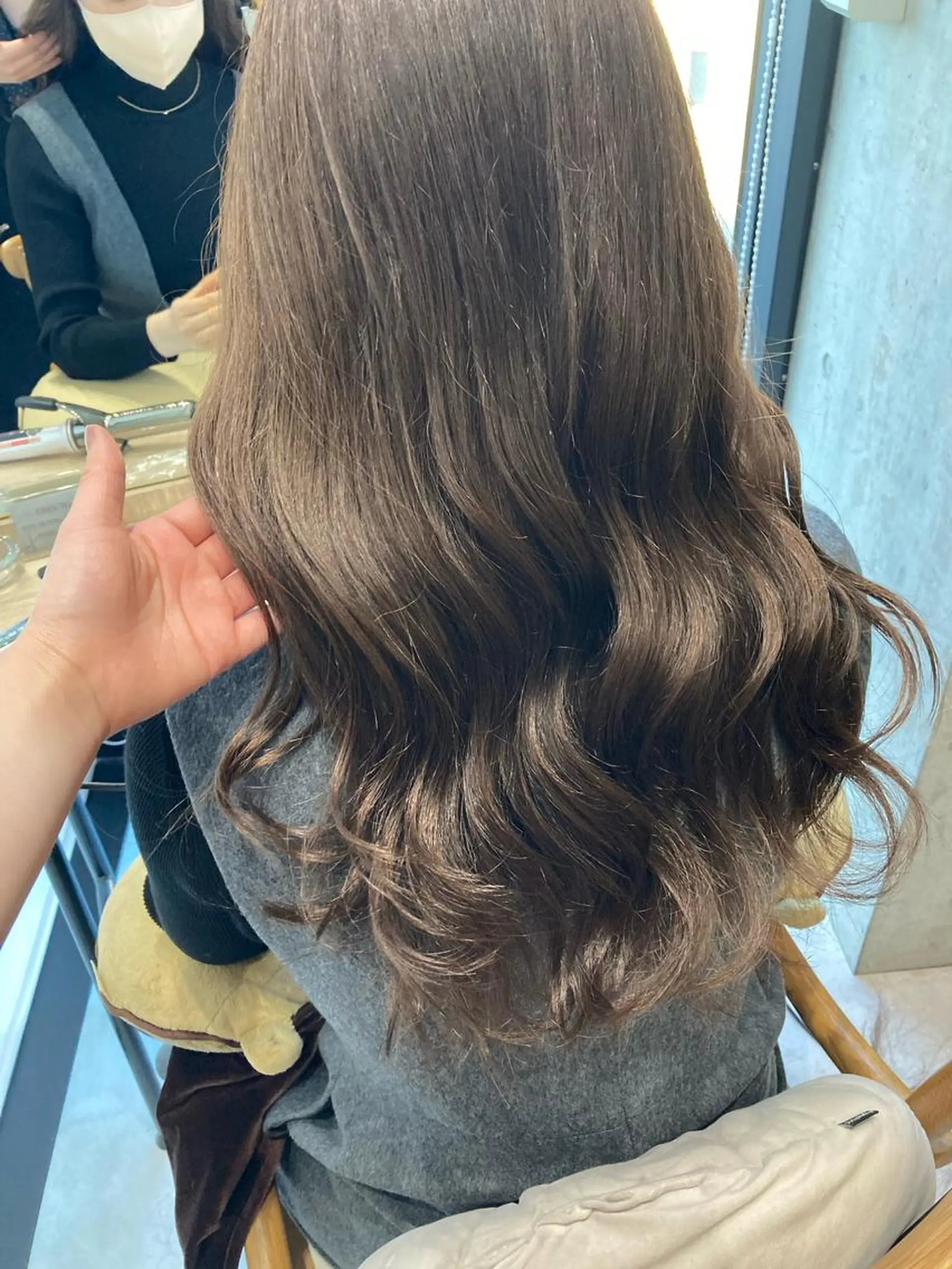 ロング ✨色持ちの良い艶 カラー✨蟹江真世のヘアスタイル