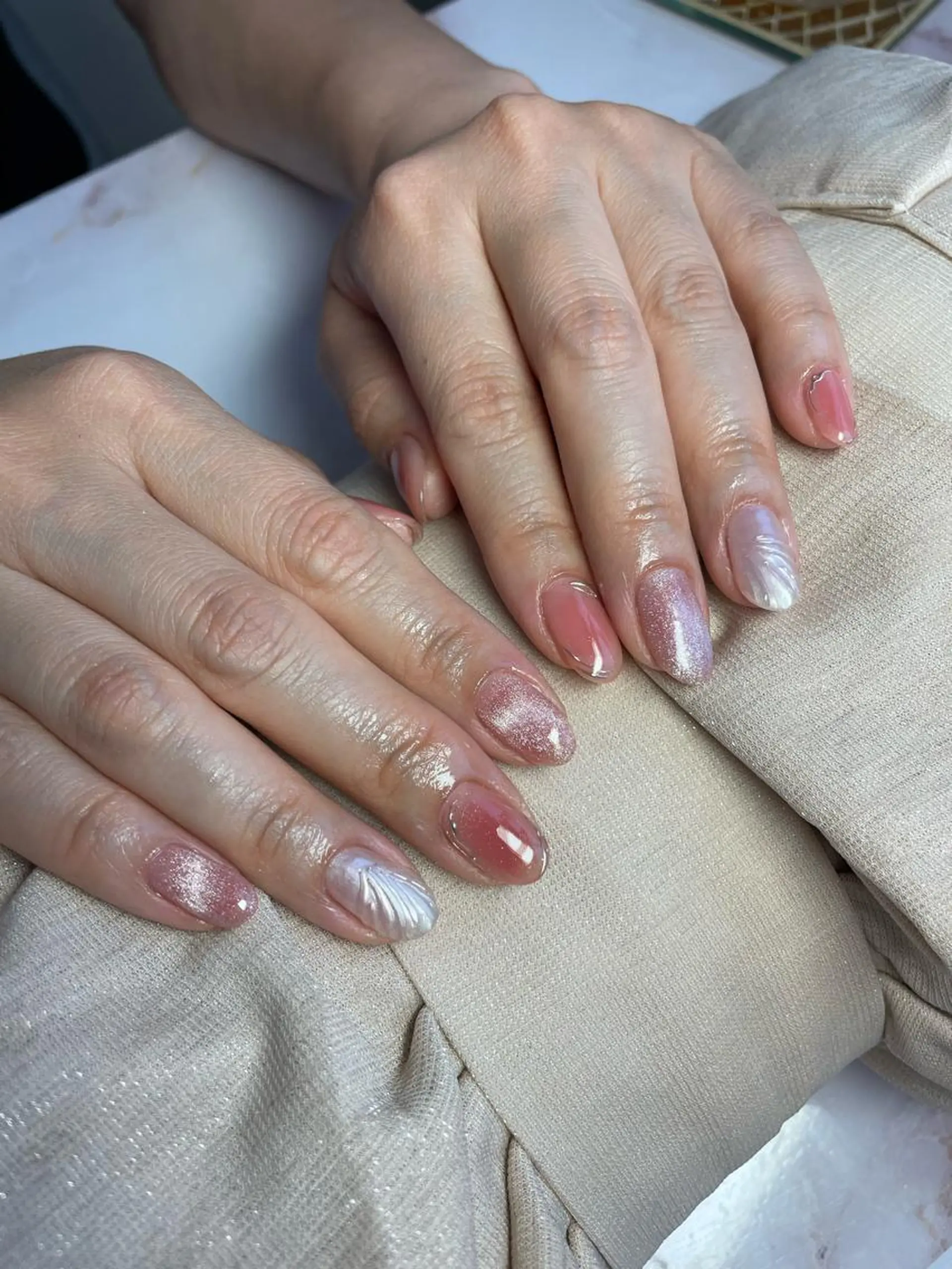 ネイル チークネイル マグネットネイル 夏ネイル ハンドネイル nail ayacaのネイルデザイン