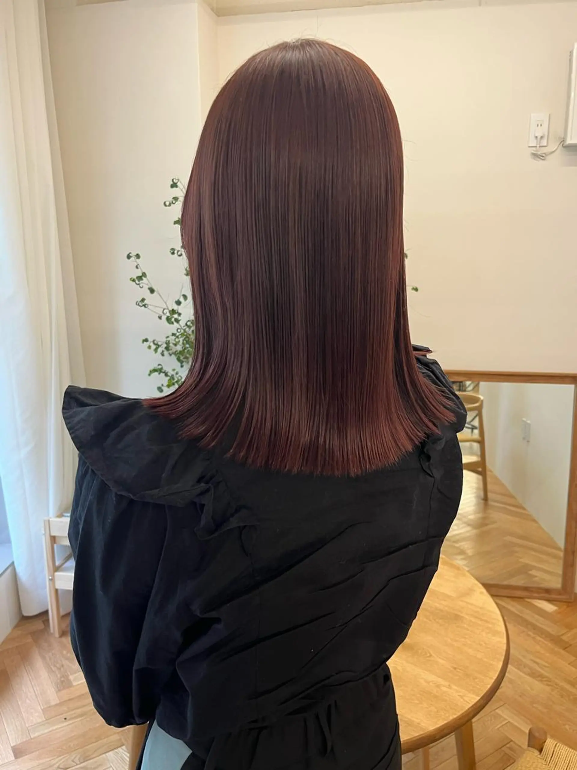 ミディアム カラー レッドカラー 西山 紗耶香🪽 透明感カラー/ボブのヘアスタイル