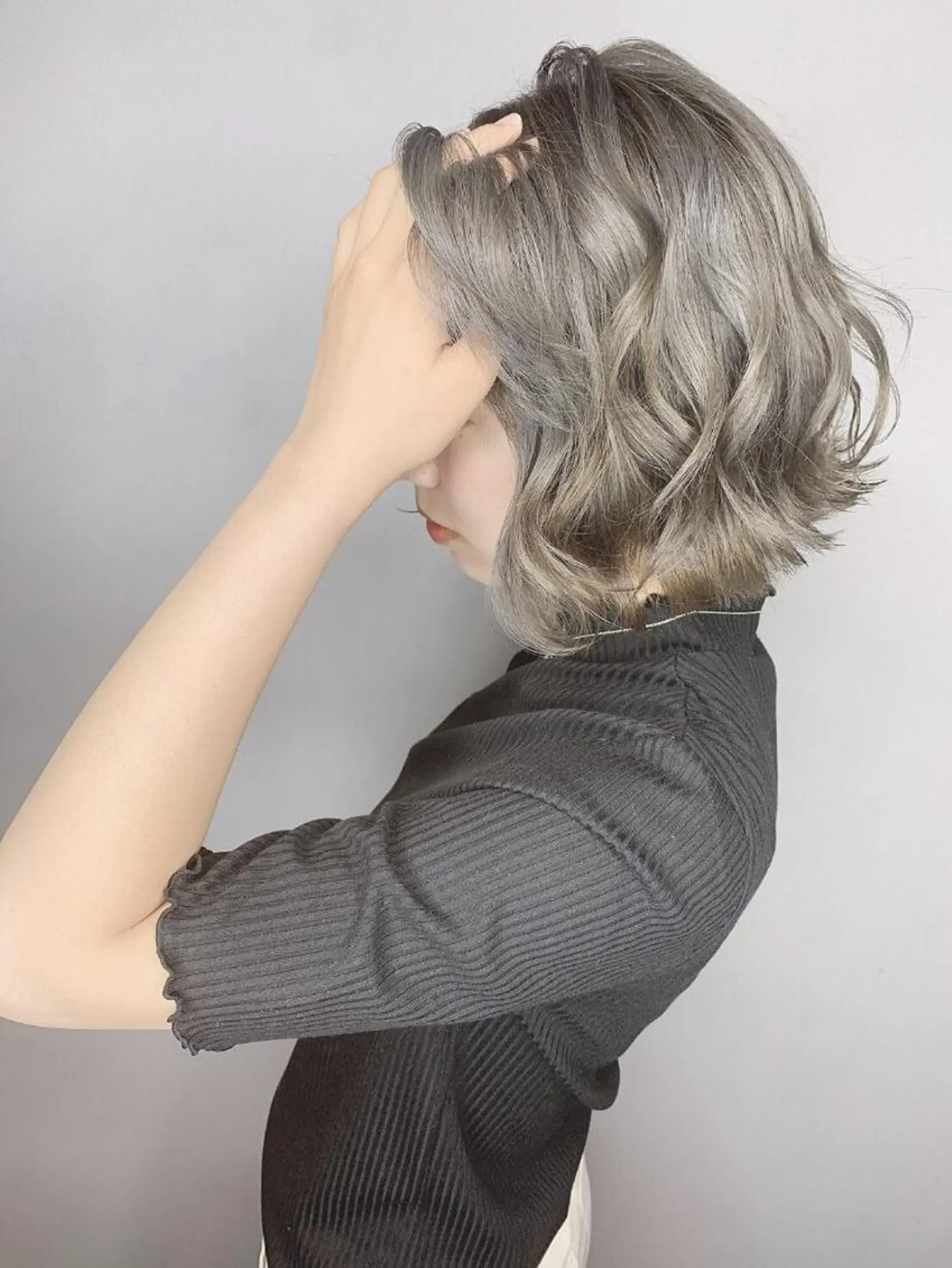 ショート カラー ヘアカラー SOURCE 天王寺のヘアスタイル