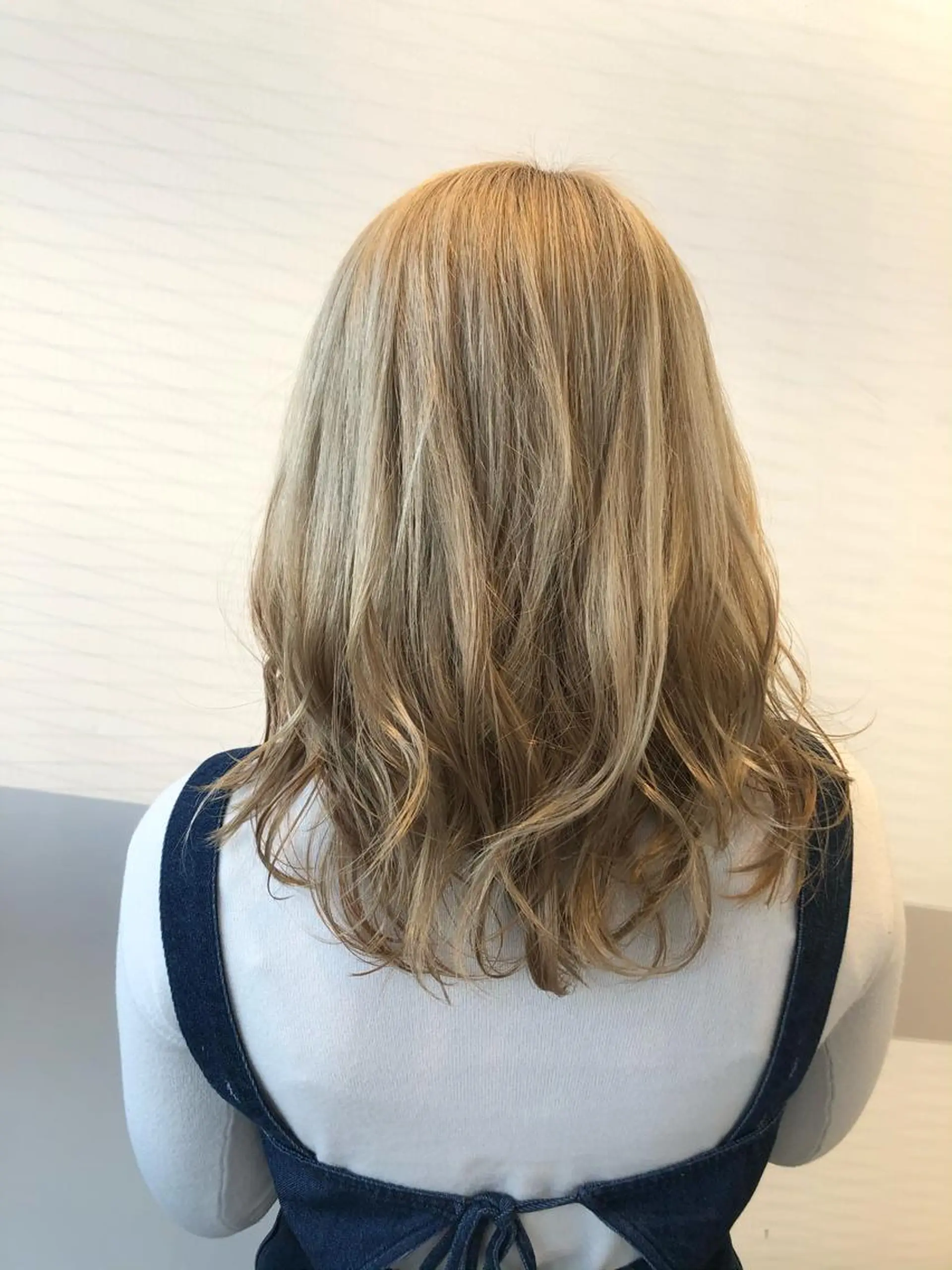 ミディアム カラー ブロンド×ハイトーン ／遠藤将太のヘアスタイル