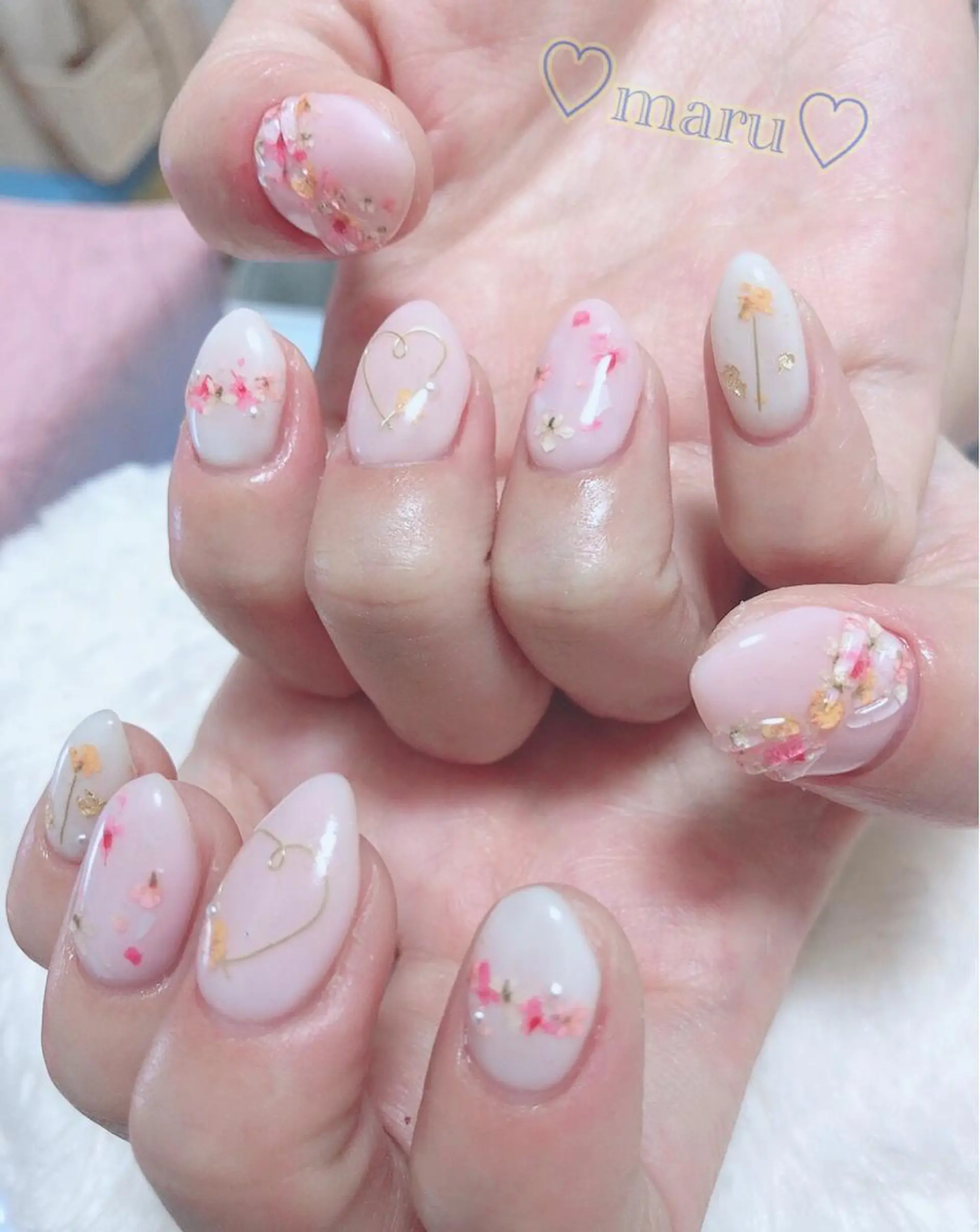 ネイル ハンドネイル フットネイル まるみ ♡のネイルデザイン