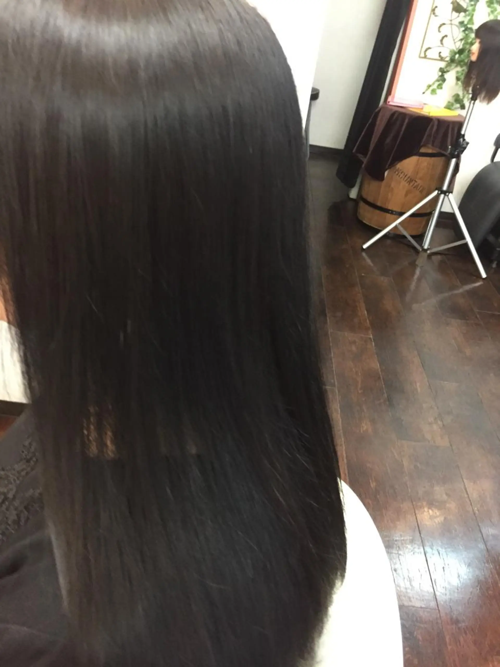 セミロング 桧山 真のヘアスタイル