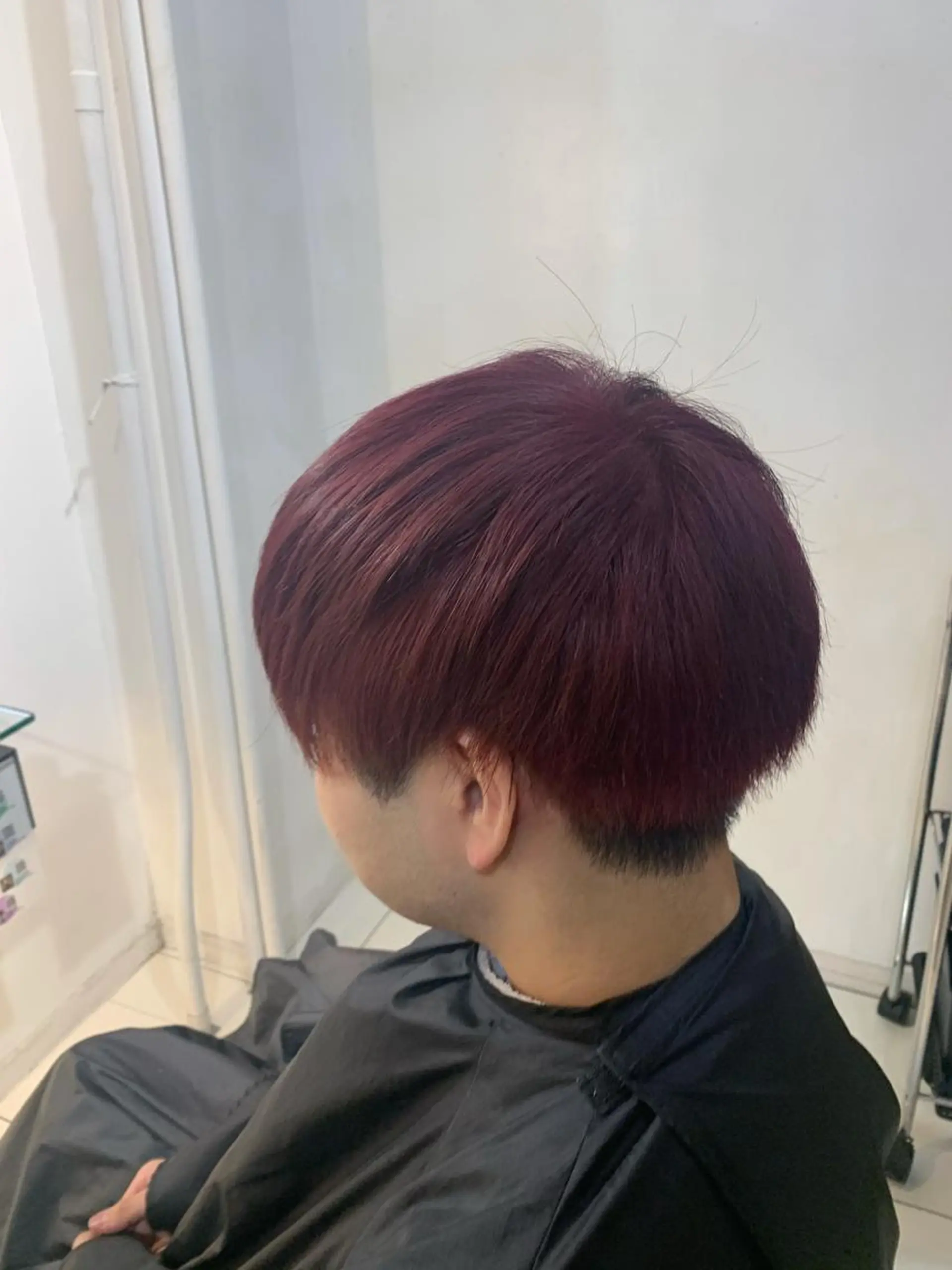 カラー I. NARUSEのヘアスタイル