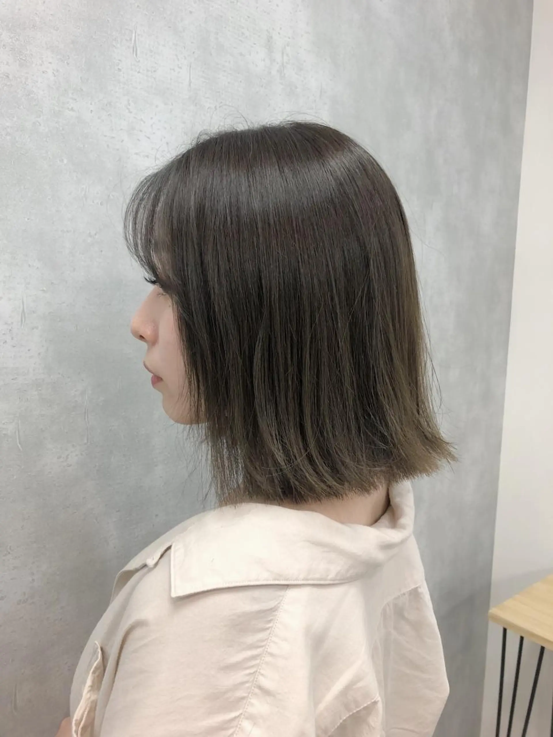 ミディアム カラー イルミナカラー トリートメント universe tokyoのヘアスタイル