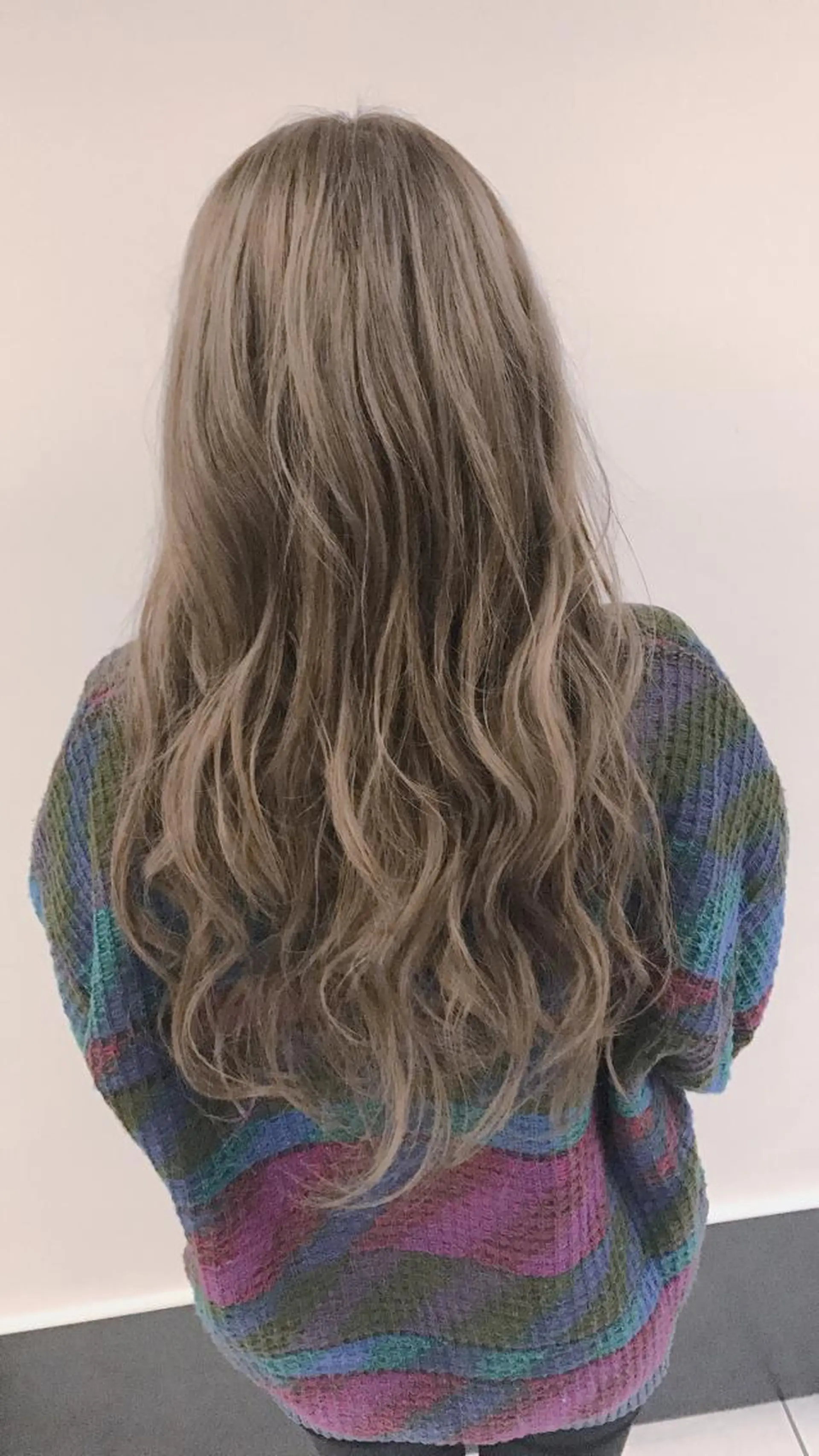 ロング カラー アッシュ ベージュカラー カット ヘアカラー トリートメント 🤍🐰韓国ヘア/ レイヤー🤍菅原麻里のヘアスタイル