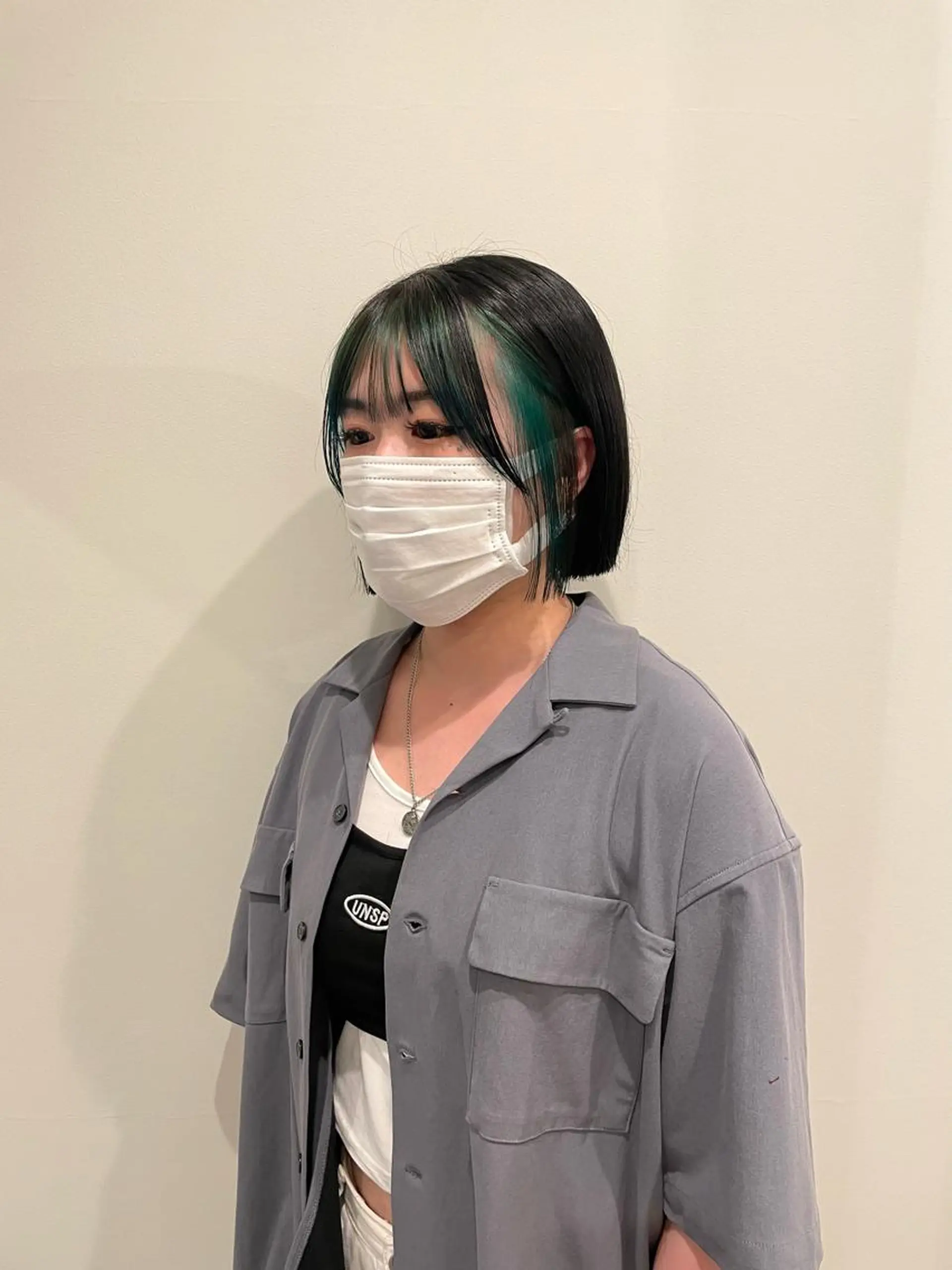 ミディアム カラー ミストバング ブリーチ デザインカラー  フェイスフレーミング ヘアカラー 渋谷 留菜のヘアスタイル