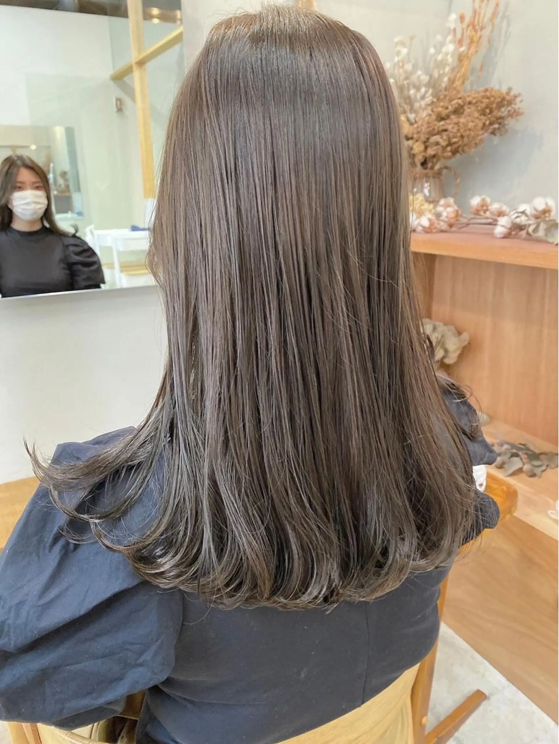 カラー 山下 悠月のヘアスタイル