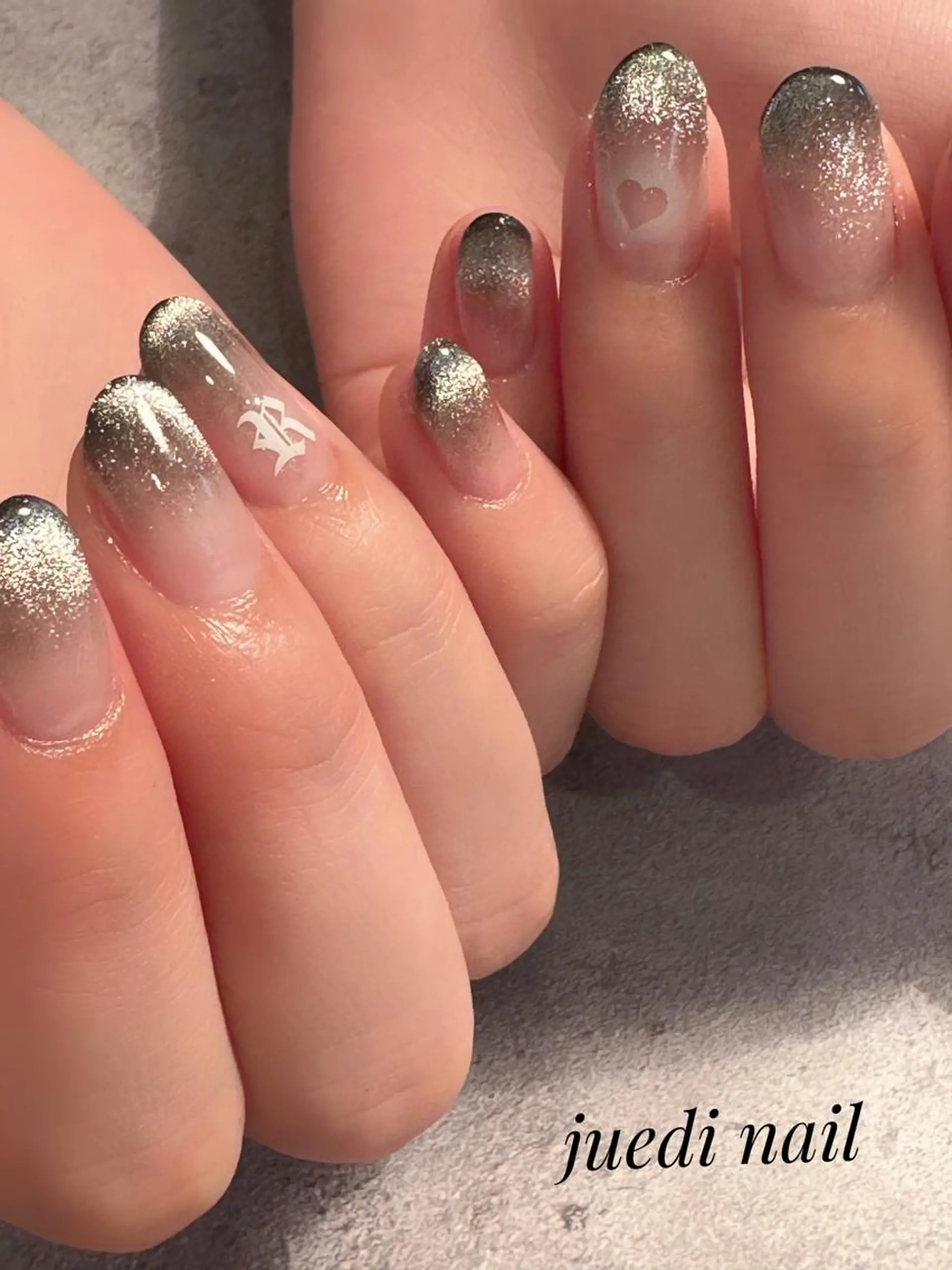 ネイル juedi nail(木曜日のネイル)所属・juedi nail 〜木曜日のネイル〜のネイルデザイン