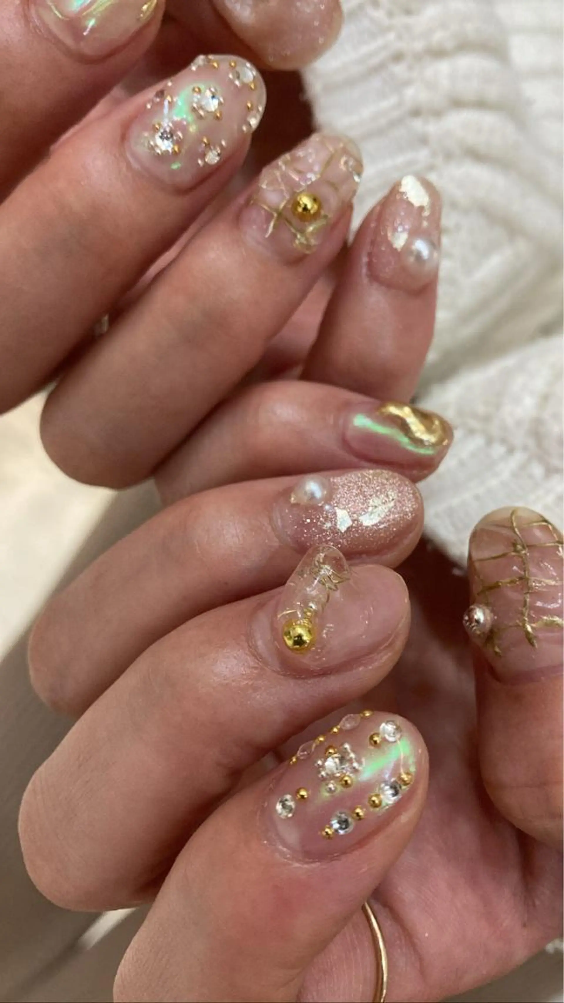 ネイル nailsalon　hue所属・小山 羽奈のネイルデザイン