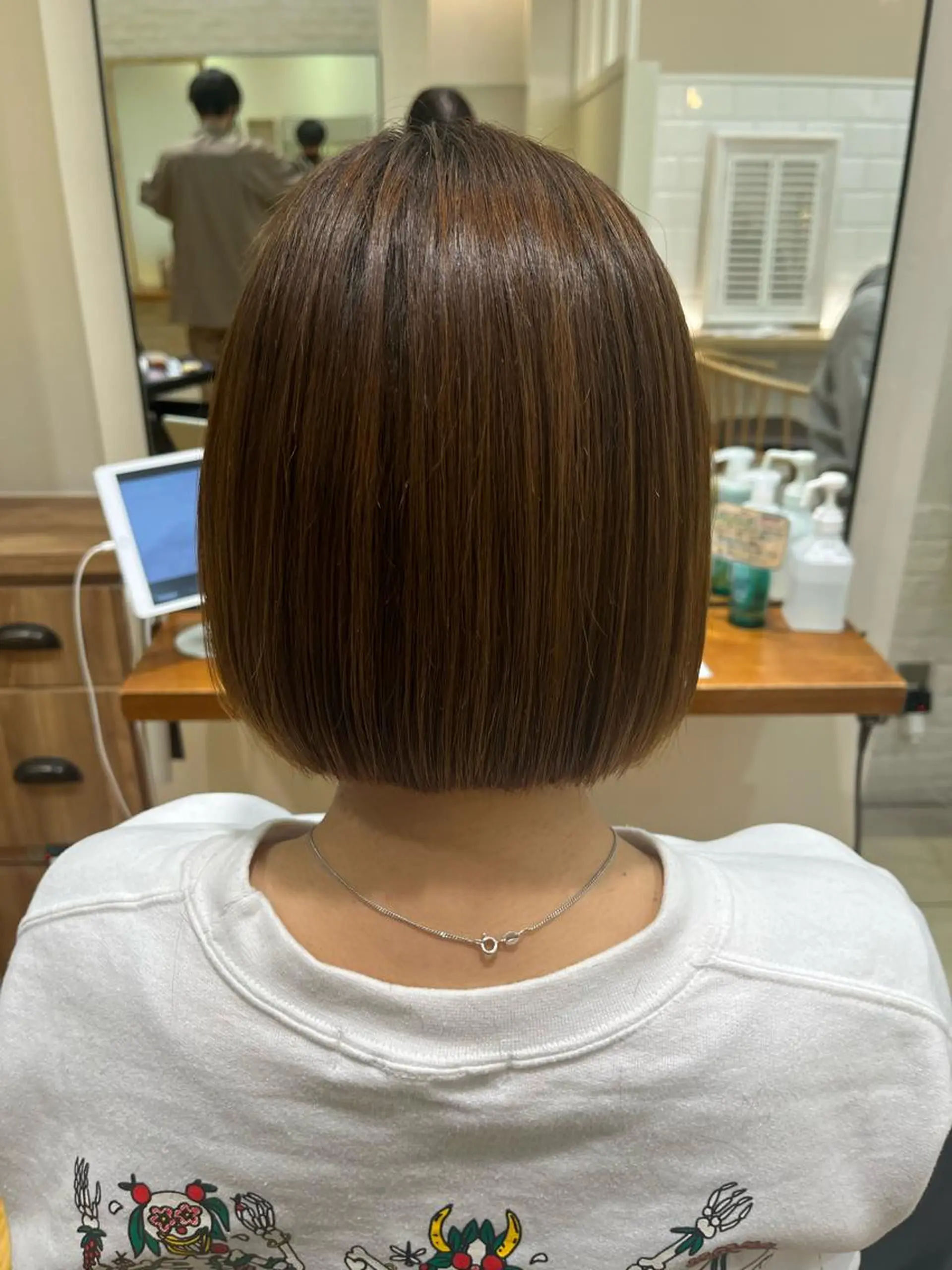 ミディアム コテ巻き風パーマ🫧 麻尋のヘアスタイル