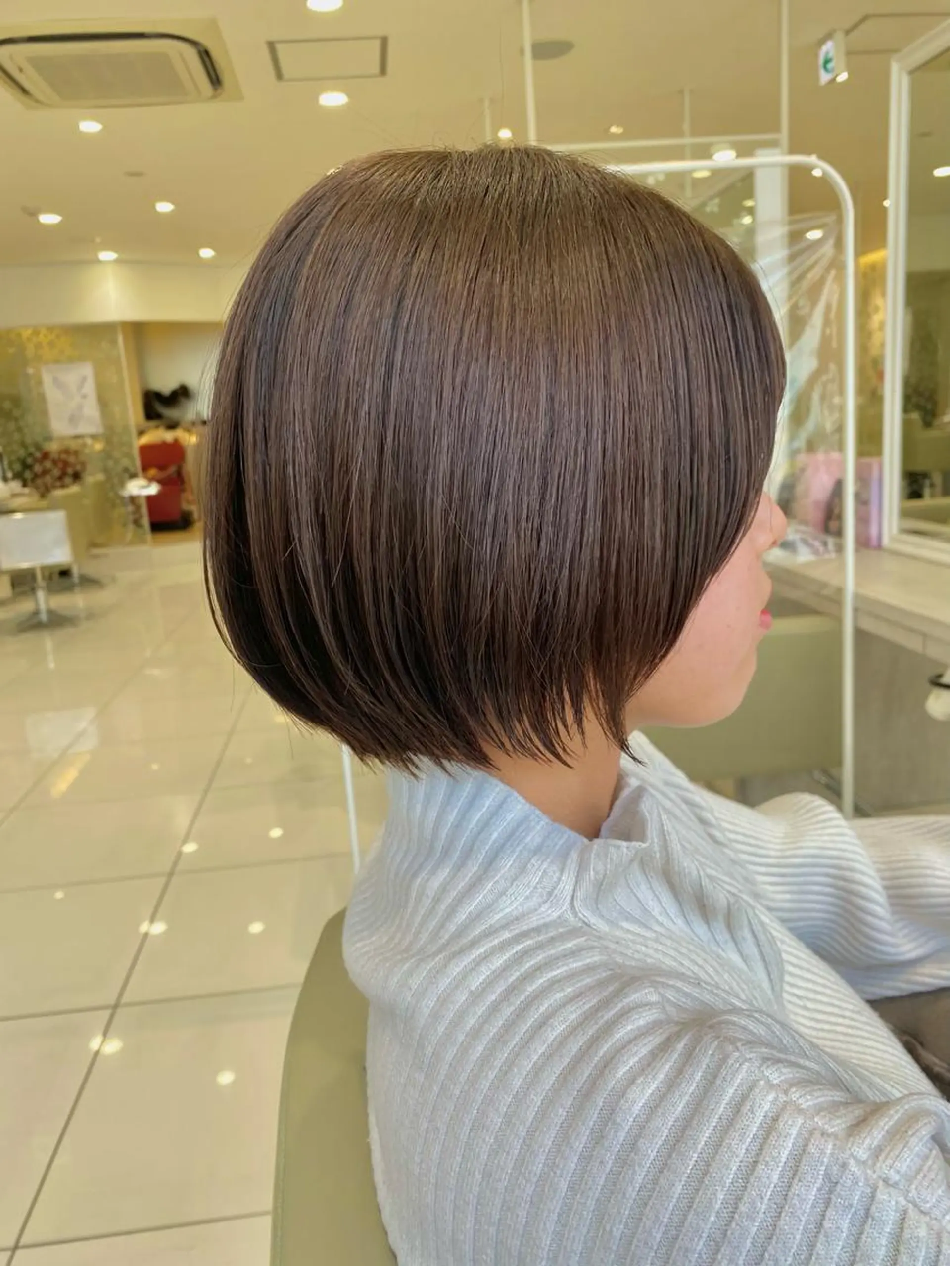 ショート カラー ショートボブ アクアカラー ハイライトカラー ボブ ハイライト カット ヘアカラー トリートメント 🎗美髪艶髪🫧髪質 改善特化🥇菊地のヘアスタイル