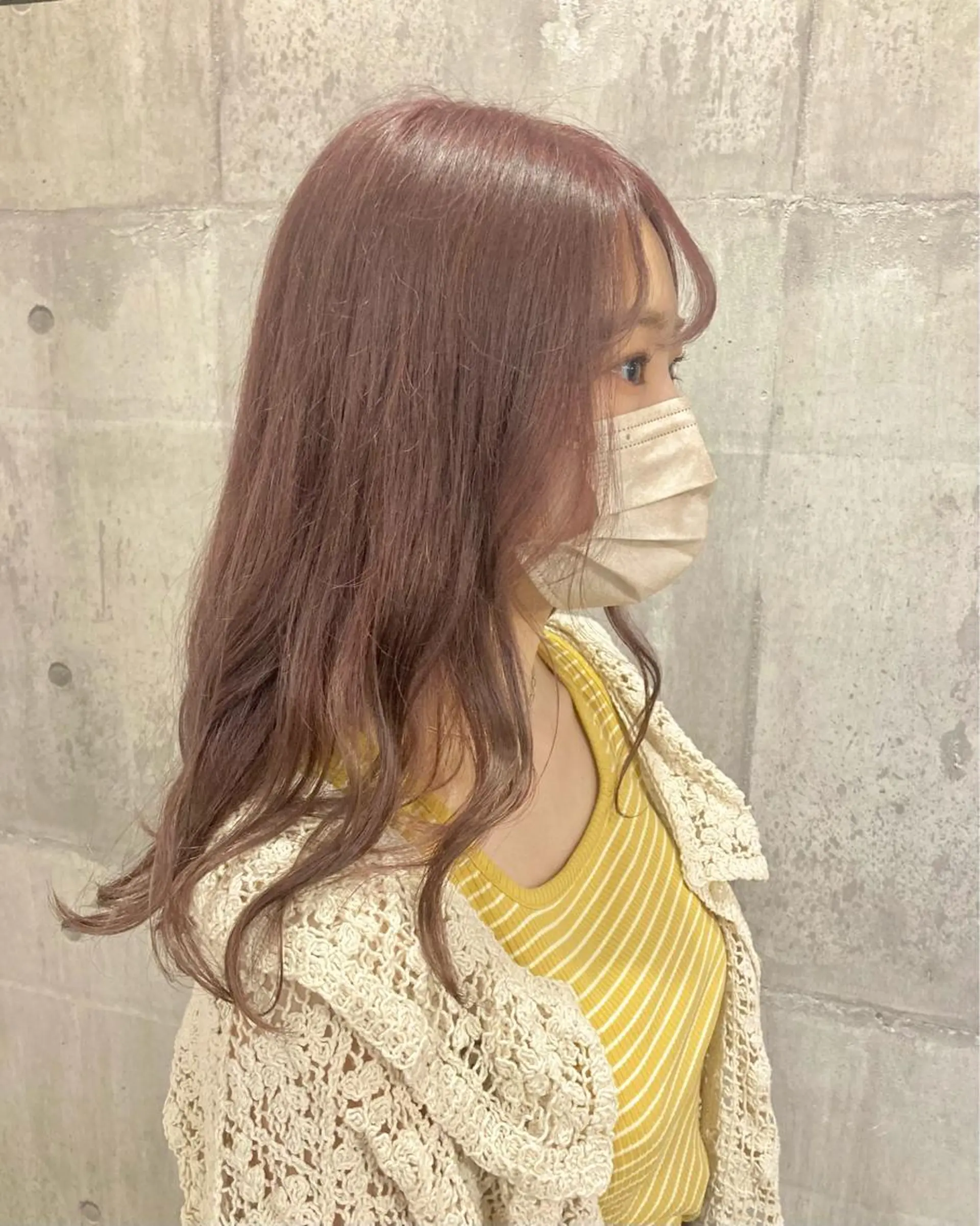 ミディアム カラー ベージュカラー ピンクカラー ピンクベージュ レイヤー/韓国 ハイトーン興津史弥のヘアスタイル