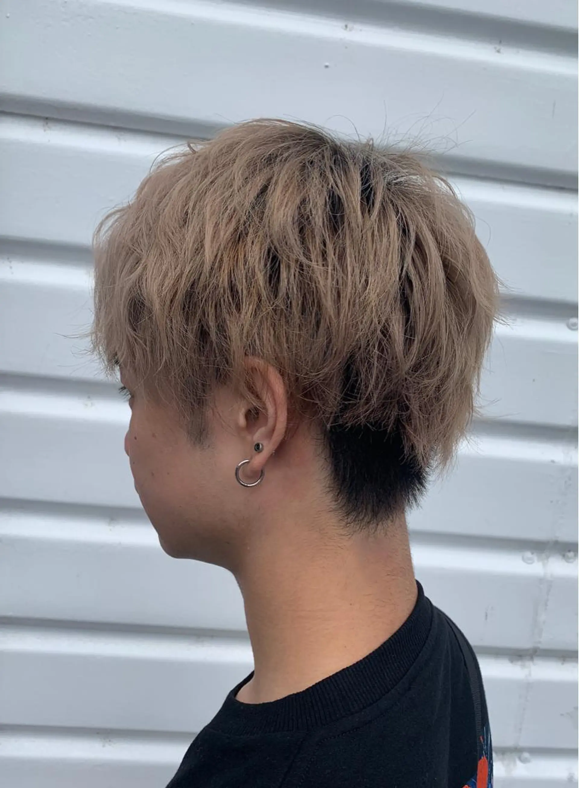 ショート ヘアカラー 袴田 伊代のヘアスタイル