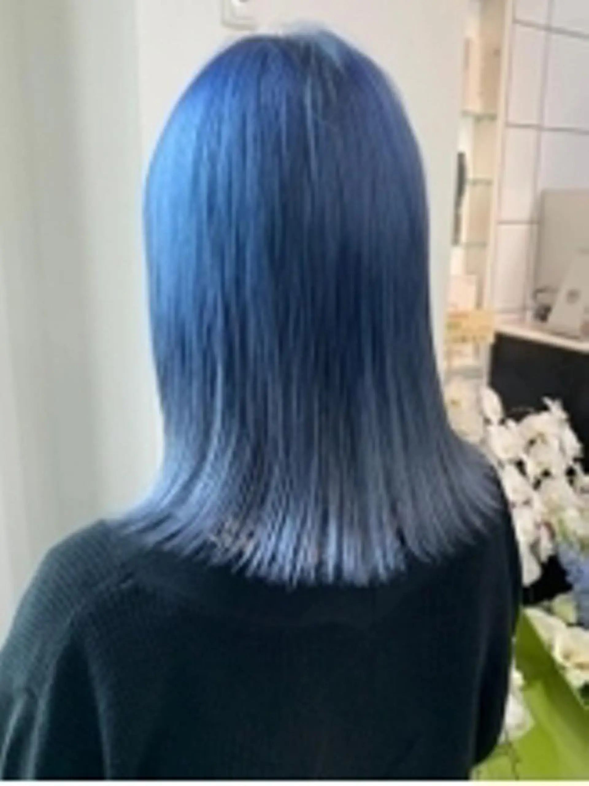 ミディアム カラー 前田 桃花のヘアスタイル