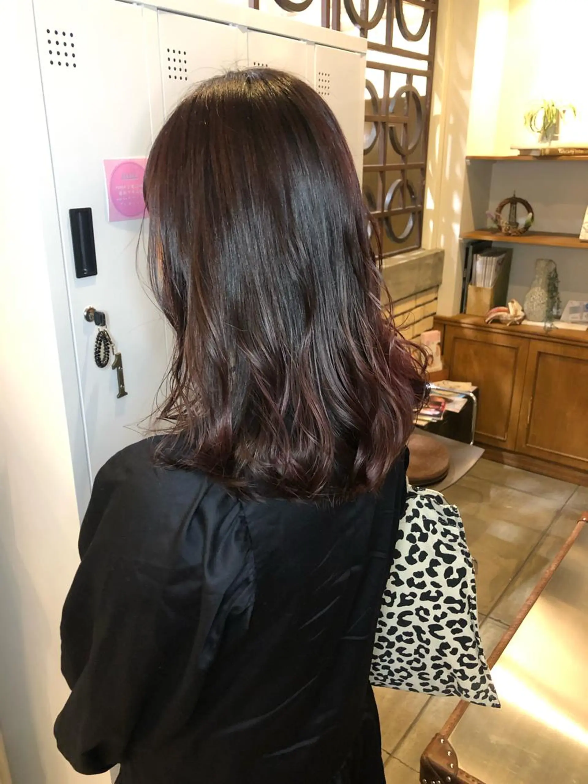 カラー AGREE Momokaのヘアスタイル