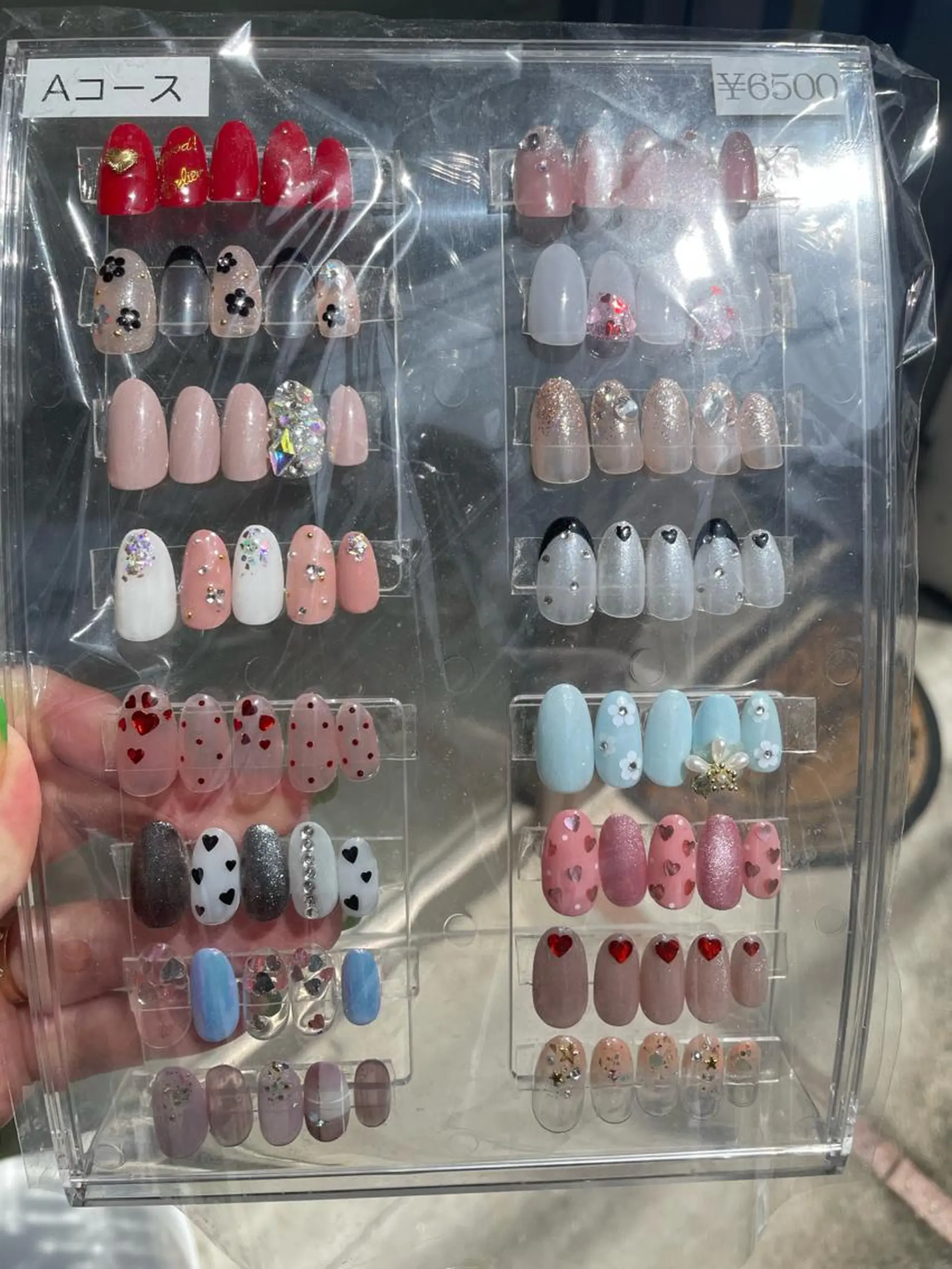 ネイル nail salonバブラブ所属・橋垣 実可子のネイルデザイン