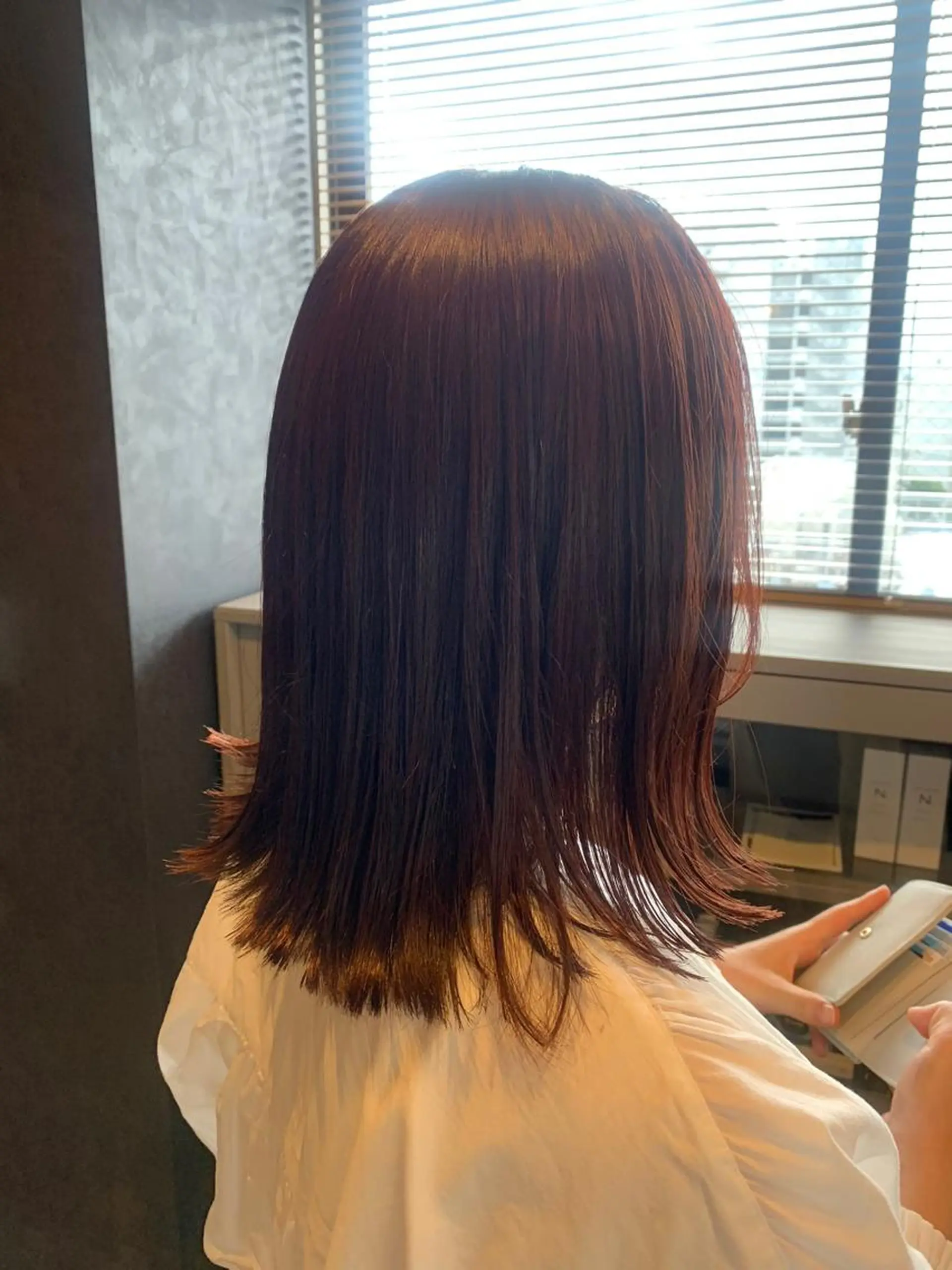 ミディアム 外ハネヘア tocca河原町〰️ 藤川日向のヘアスタイル