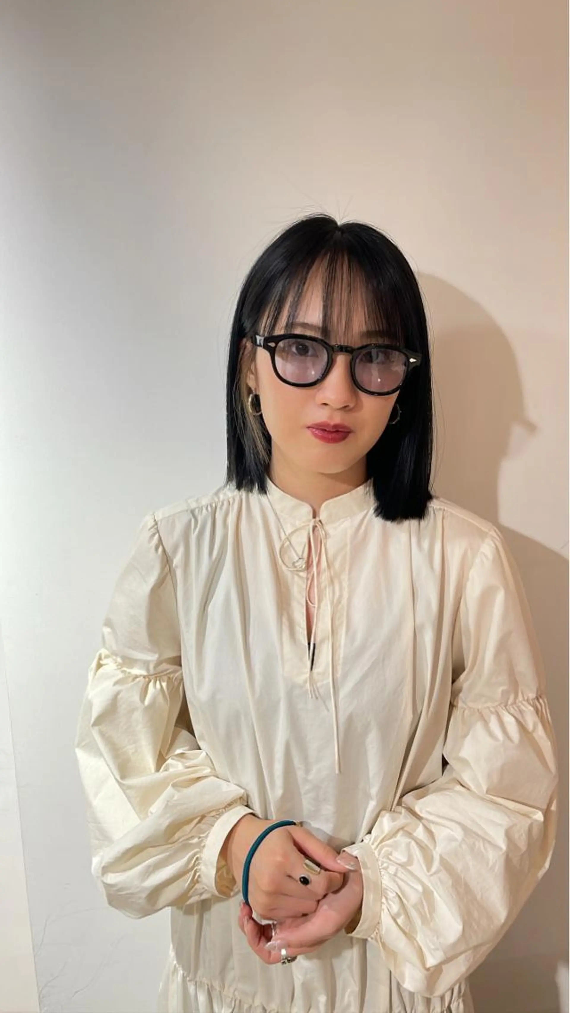 カラー 黒髪 ブルーカラー ブルーブラック インナーカラー ボブ/レイヤー /河内温太のヘアスタイル