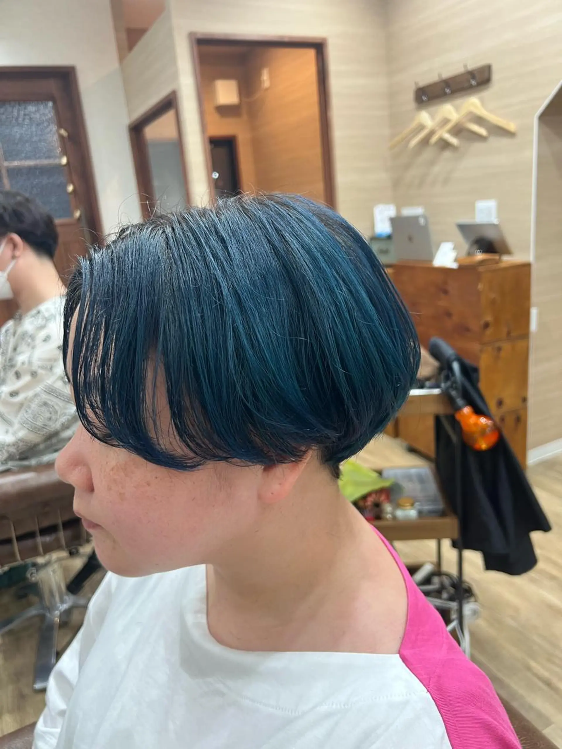 ショート カラー ブルーカラー 🍇おぐら めぐみ🍇のヘアスタイル