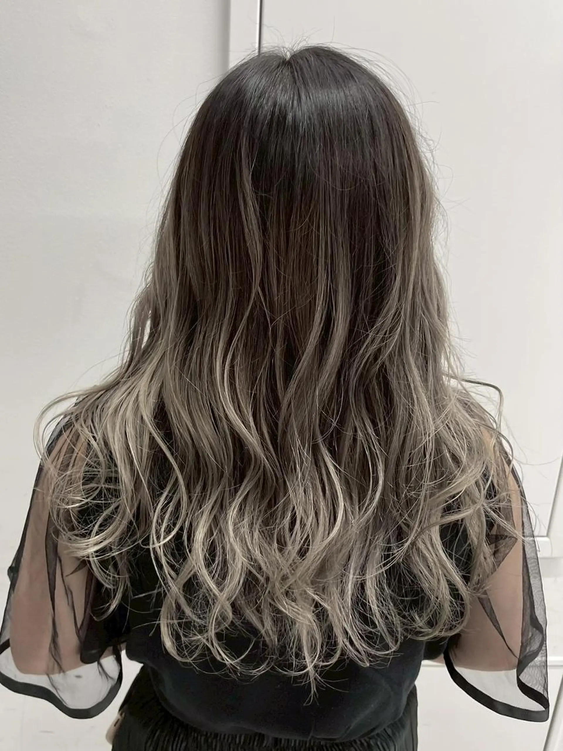 カラー ロング アディクシーカラー アッシュ ブルーカラー ダークアッシュ グレージュ 【公式】amble luxe池袋東口🩷のヘアスタイル