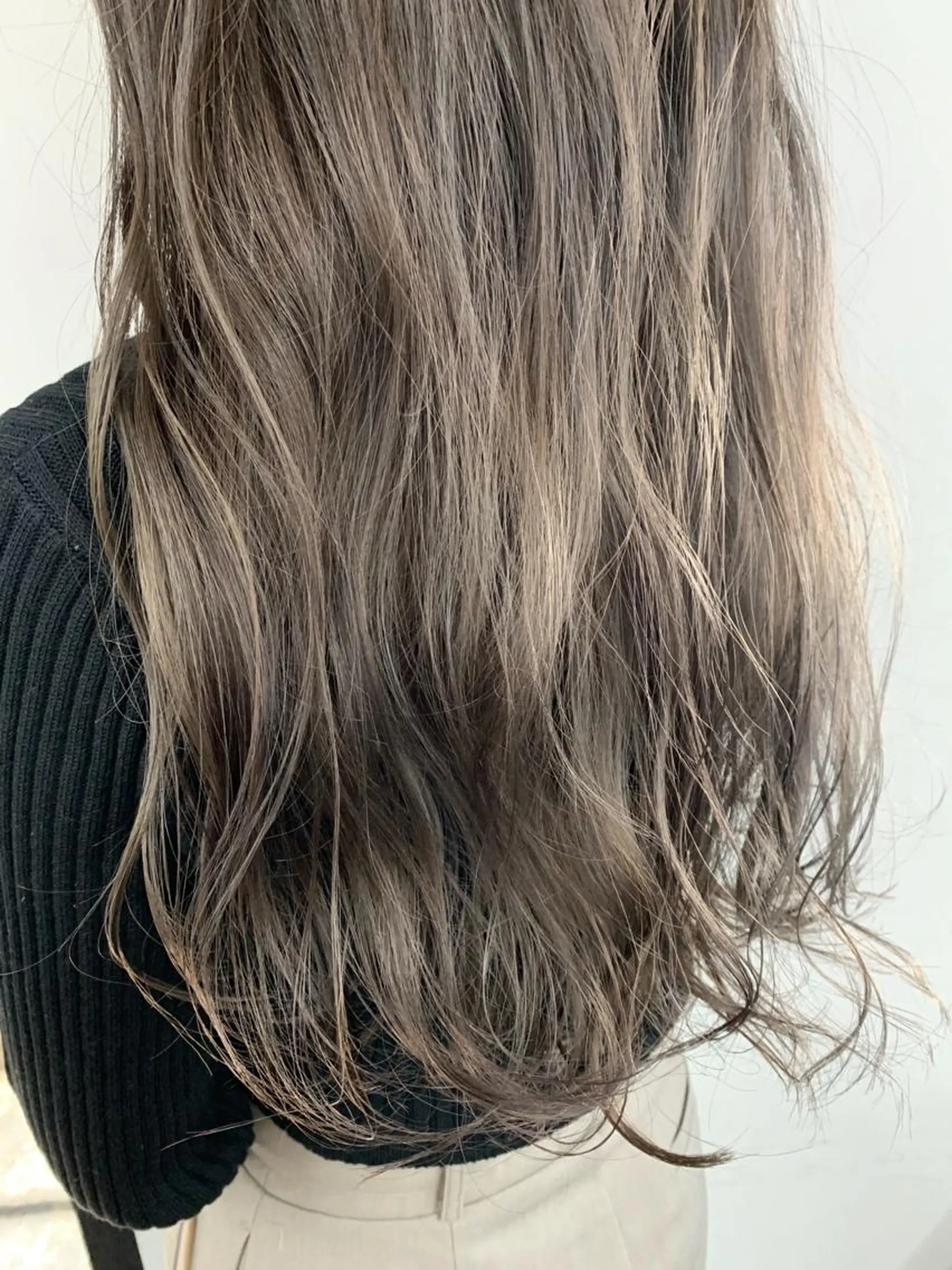 ロング カラー ダブルカラー イヤリングカラー ハイライトカラー イルミナカラー インナーカラー ダブルカラー　/ インナーカラーMiiのヘアスタイル