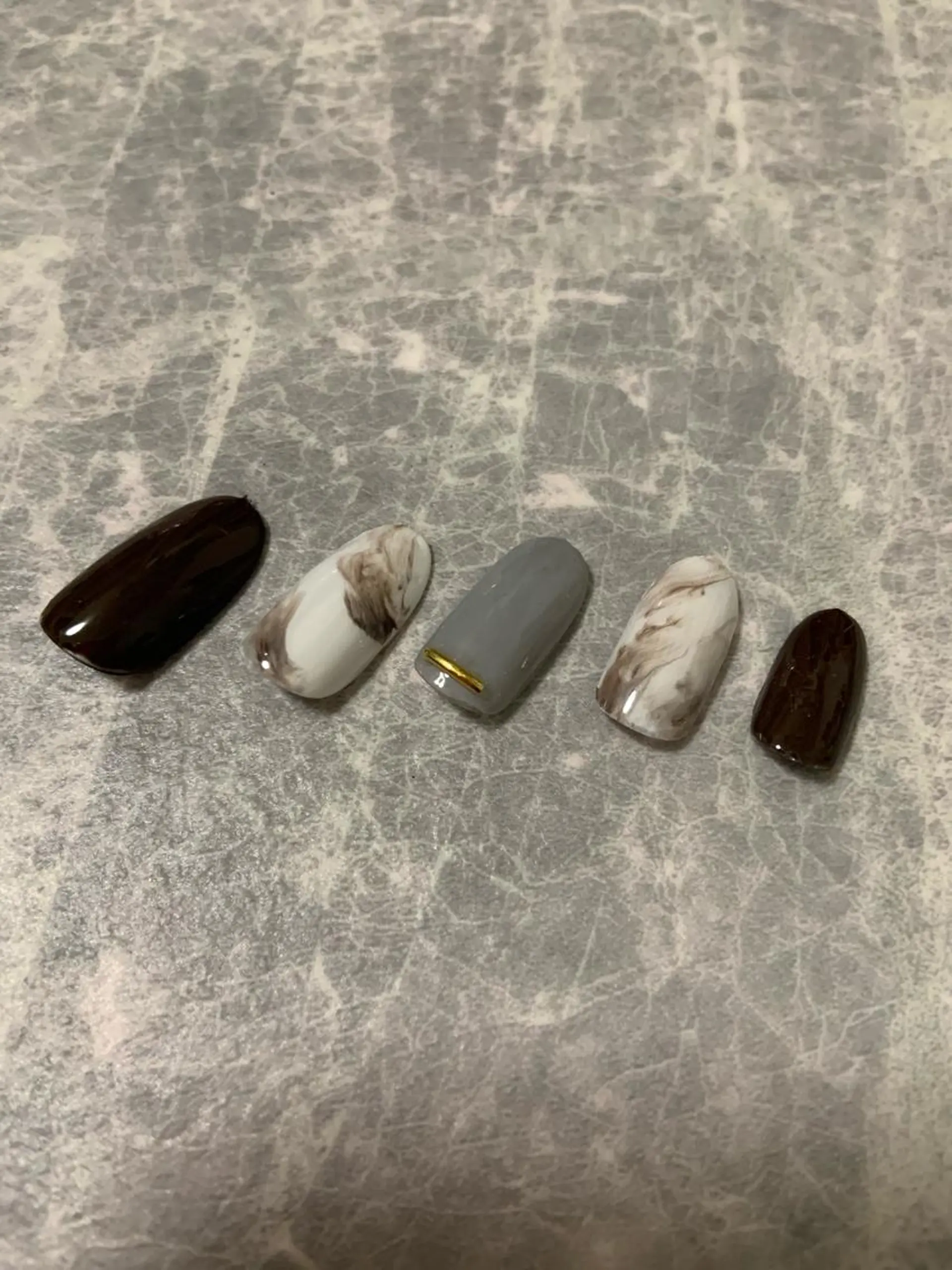 ネイル nail.gorin所属・吉村 優子のネイルデザイン