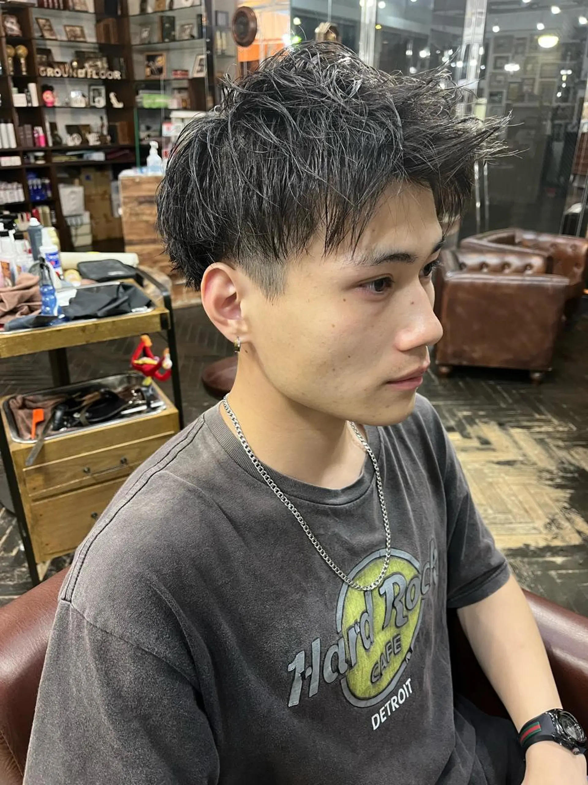 メンズ モモカ/ハイトーン /バレイヤージュのヘアスタイル