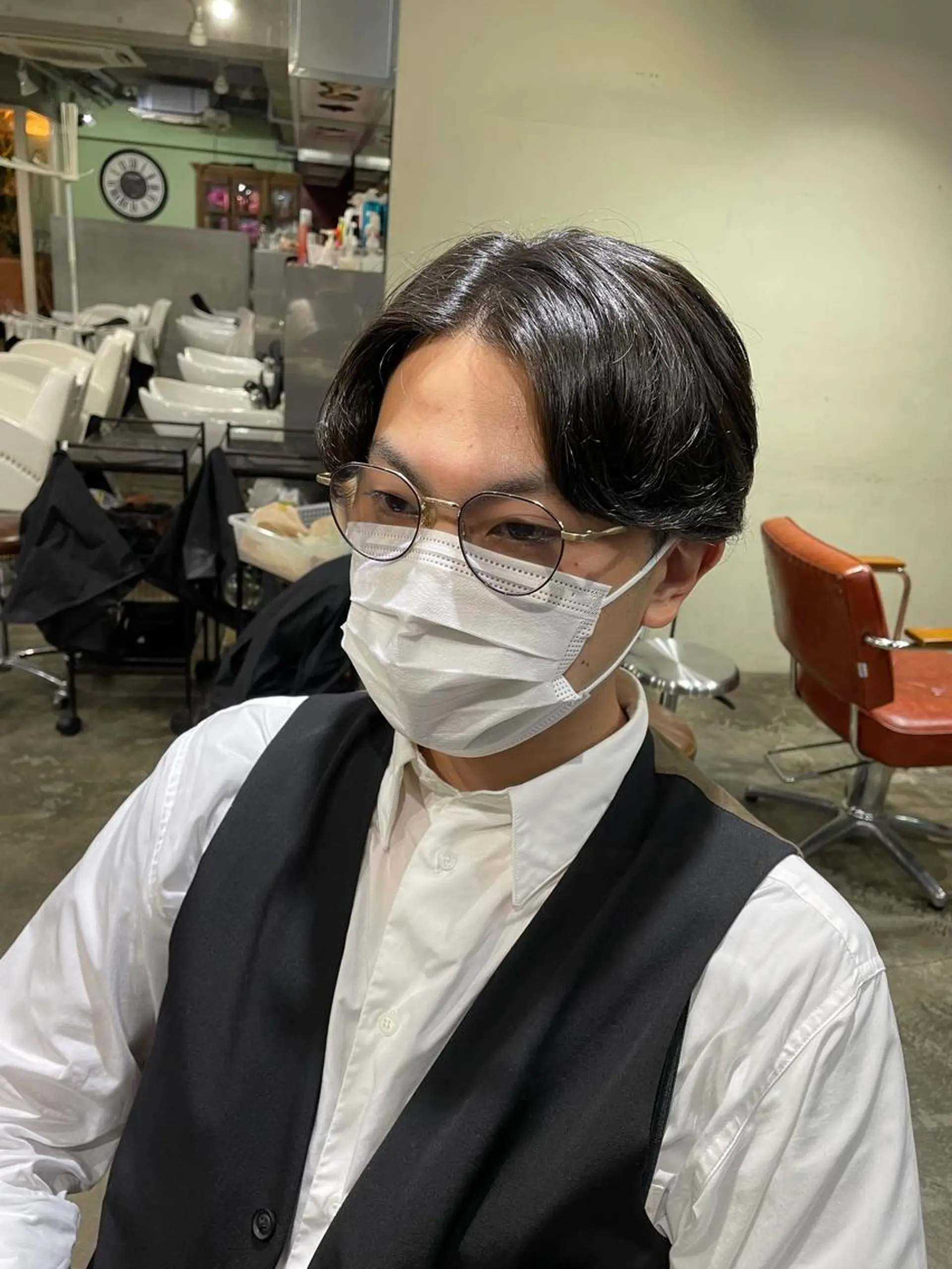 ショート yelm所属・🫒オリーブカラー ミディアムレイヤー✨のヘアスタイル