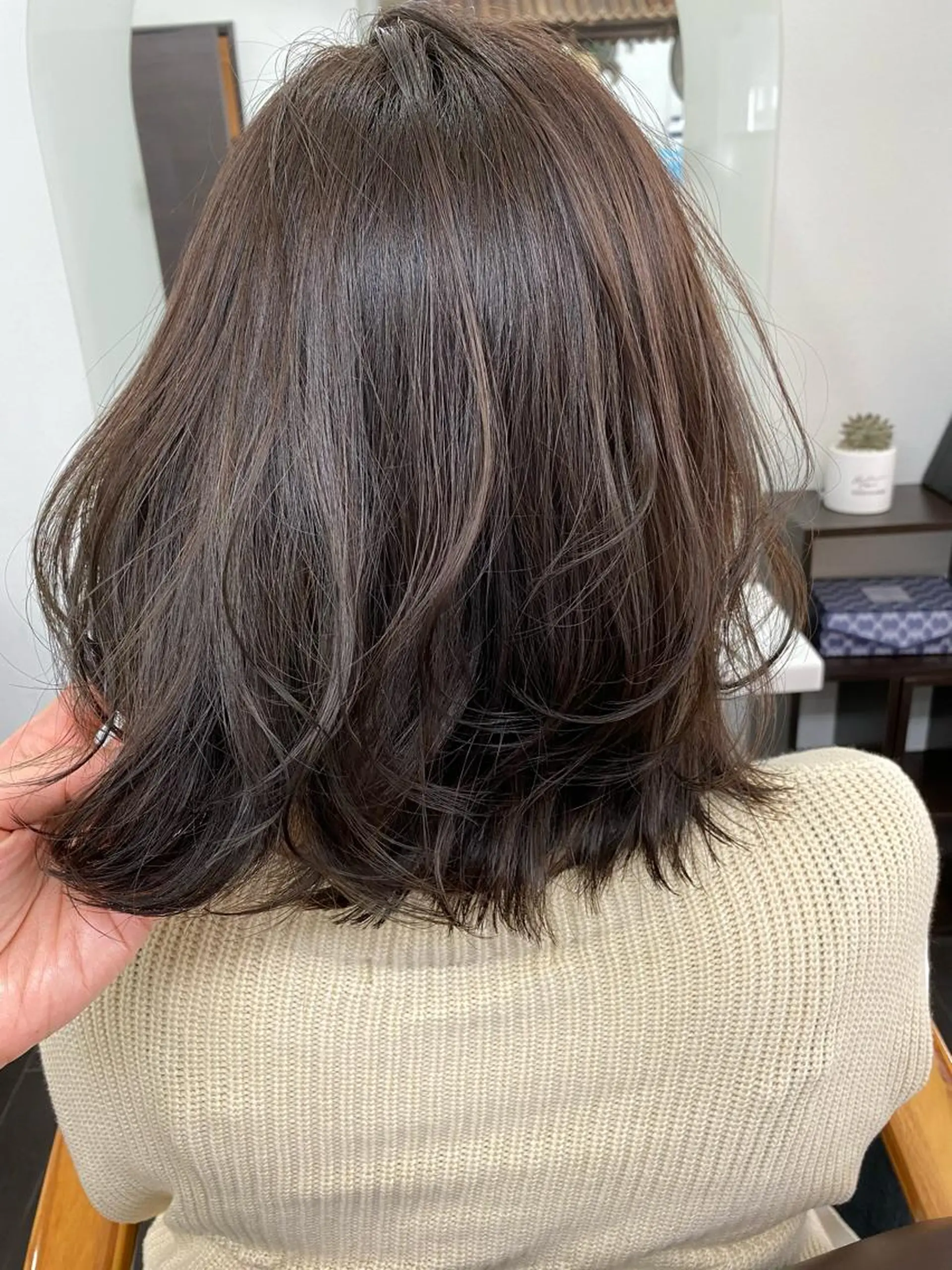 ミディアム カラー VIF所属・🗻飯田誠也🗻 カットカラー得意のヘアスタイル