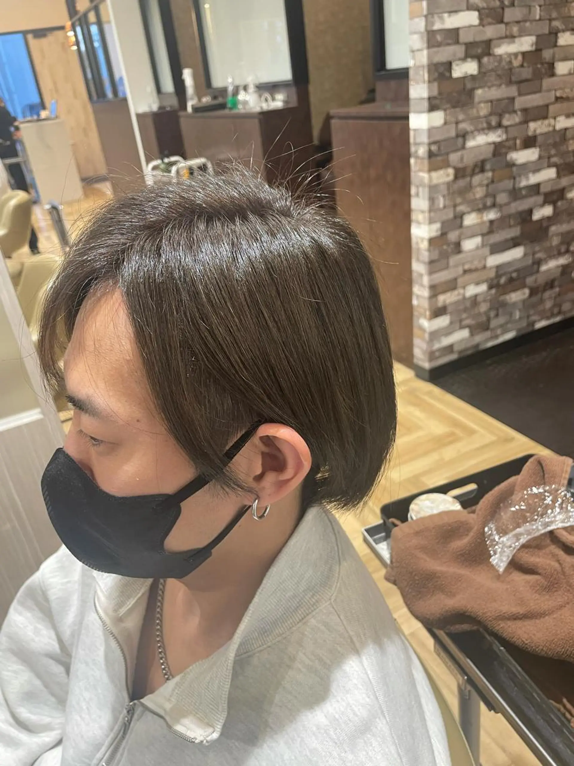 カラー 中村 誠也のヘアスタイル