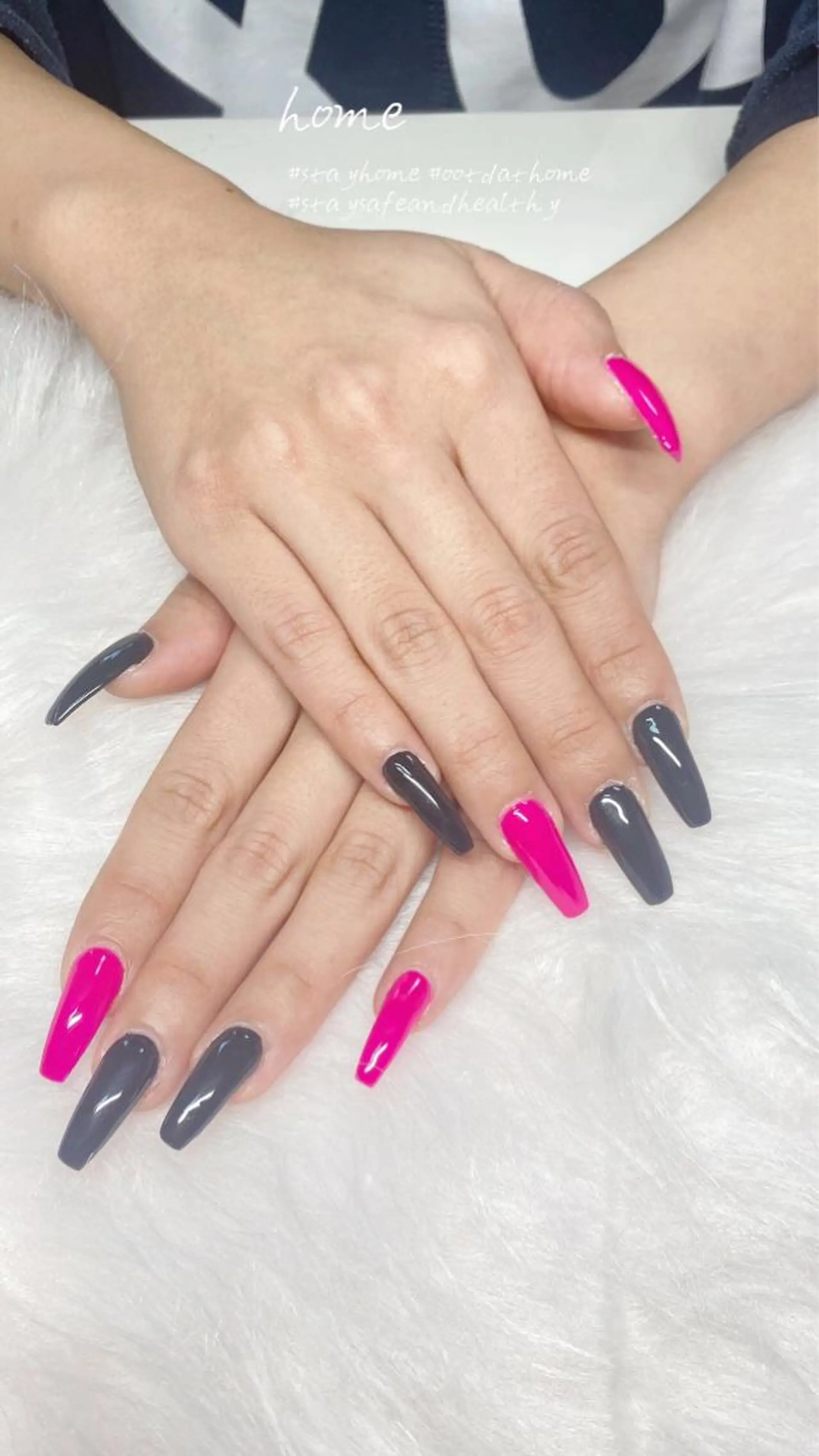 ネイル INF ネイルサロンのネイルデザイン