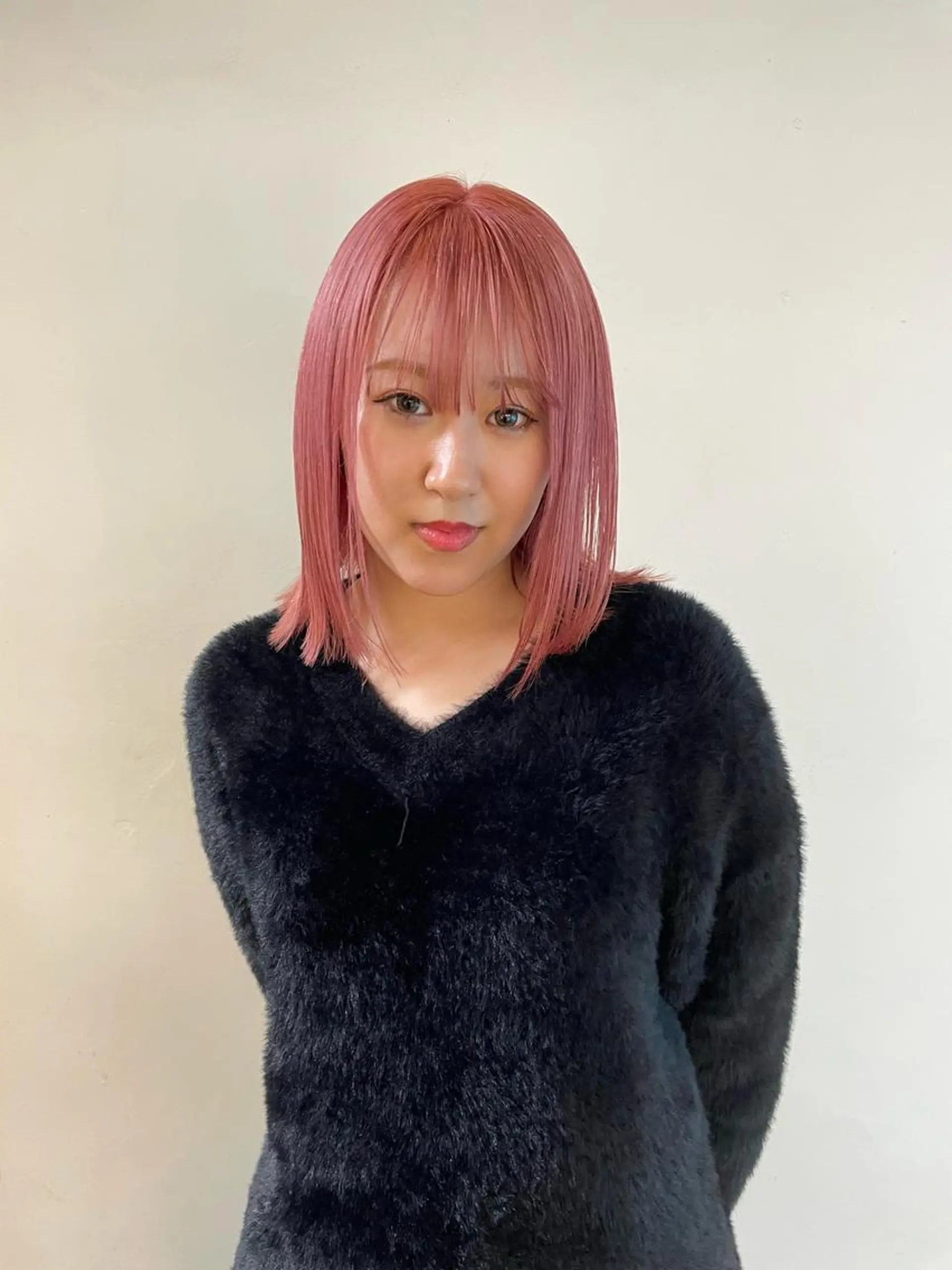 カラー ヘアカラー 🎀ボブ＋ハイトーン シュカ👶🏻のヘアスタイル