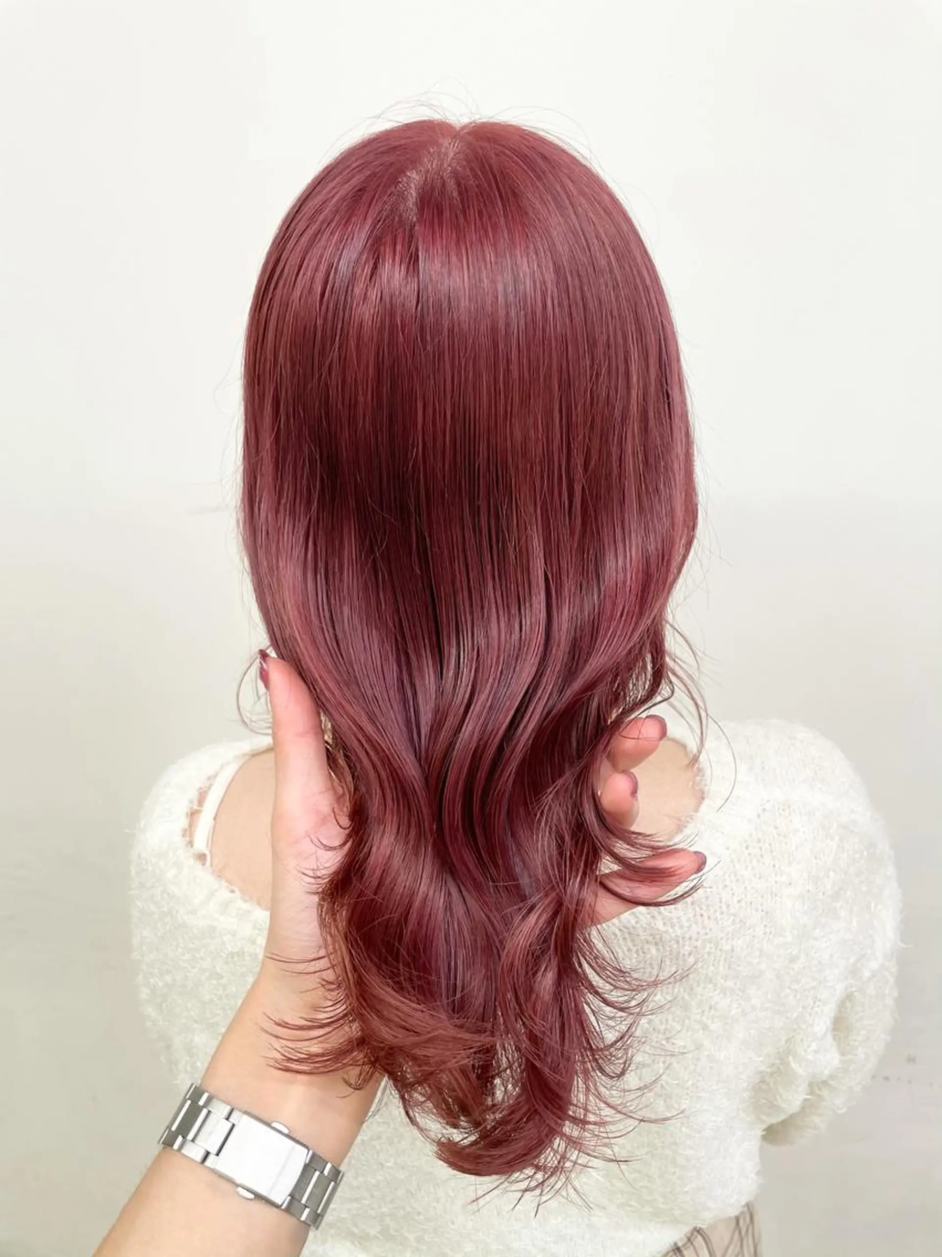 セミロング カラー 🩵ハイトーン 美咲🩵のヘアスタイル