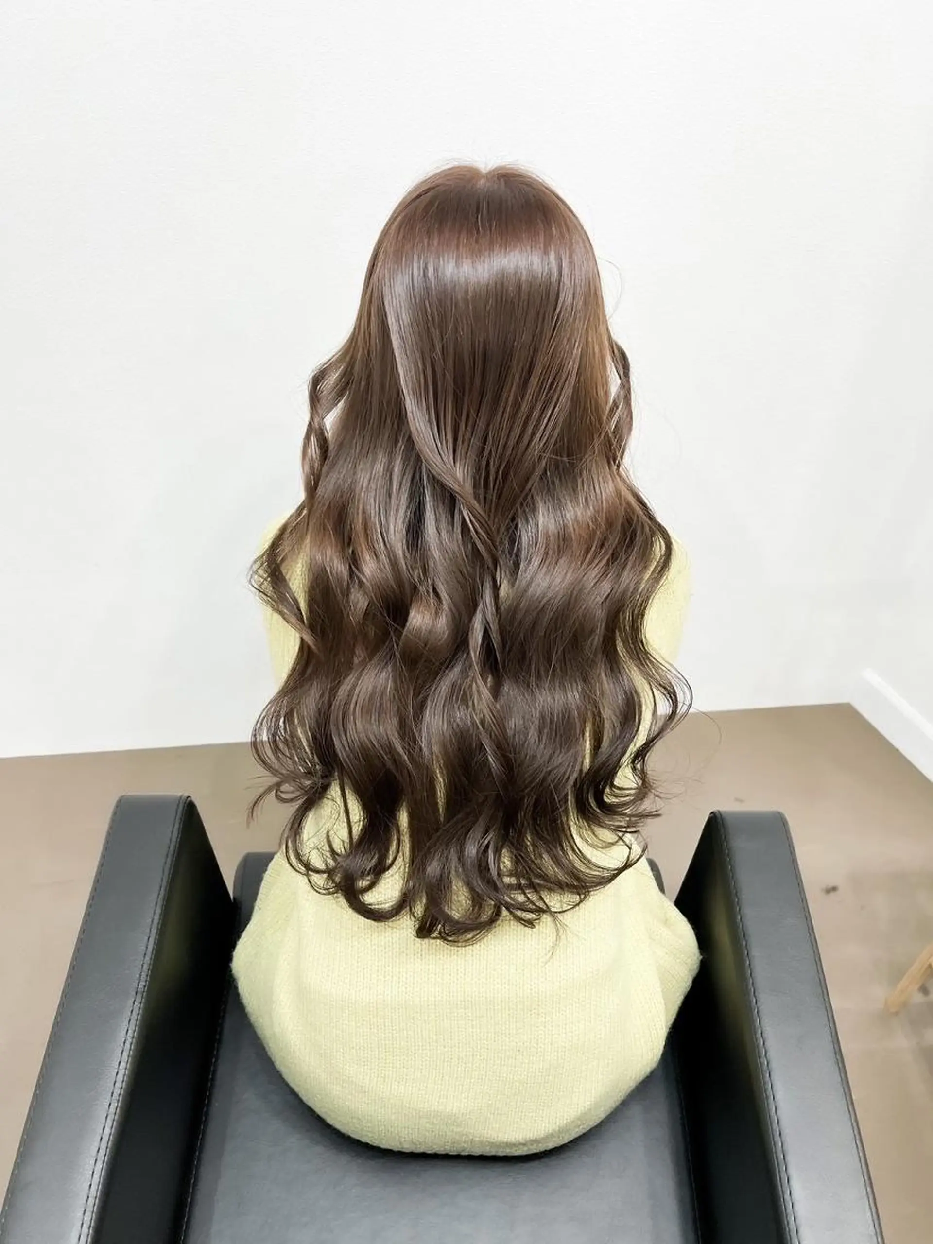 セミロング kiy by ioeのヘアスタイル