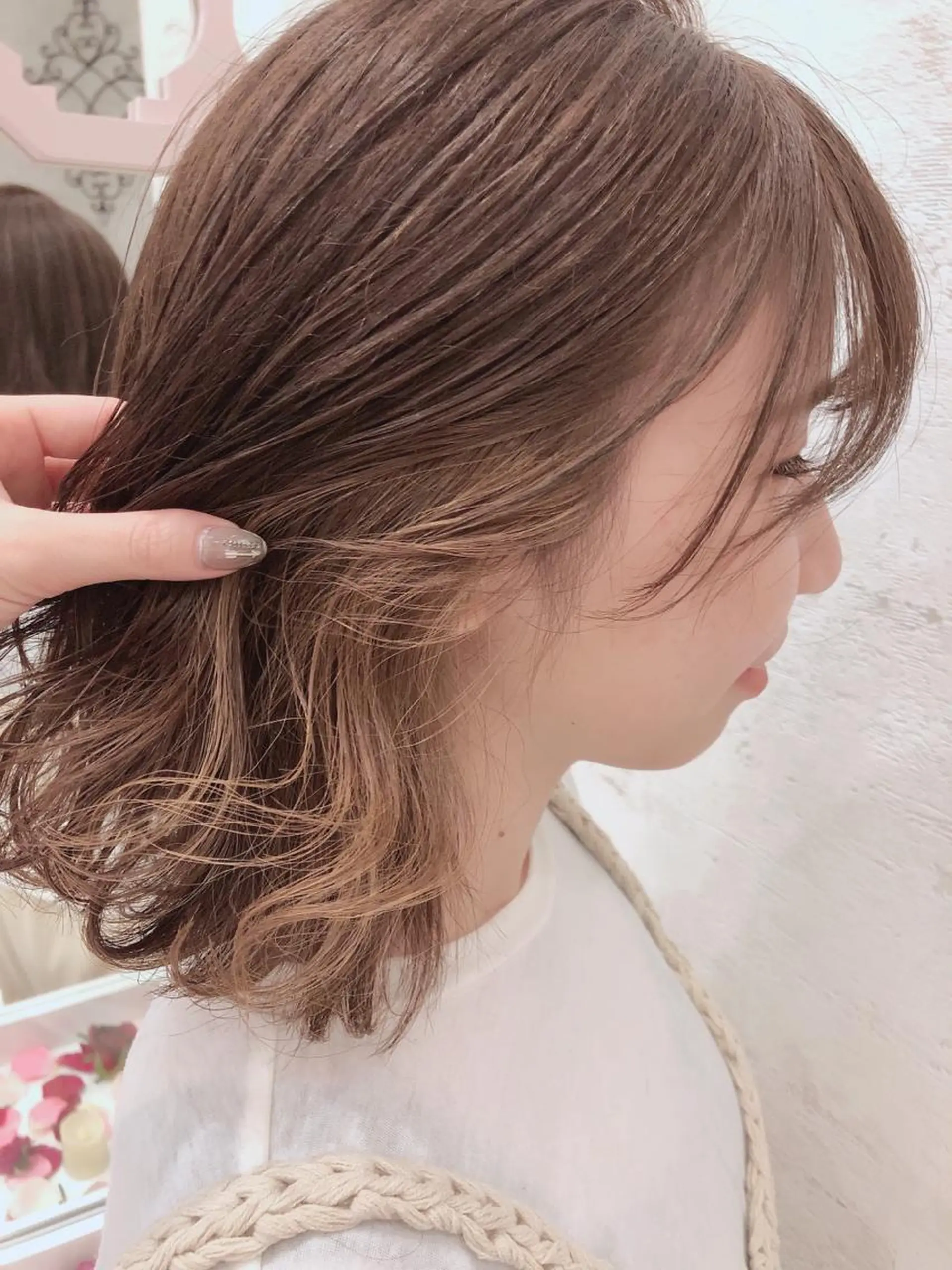 ミディアム カット ヘアカラー 代表山口ひな 髪質改善のプロのヘアスタイル