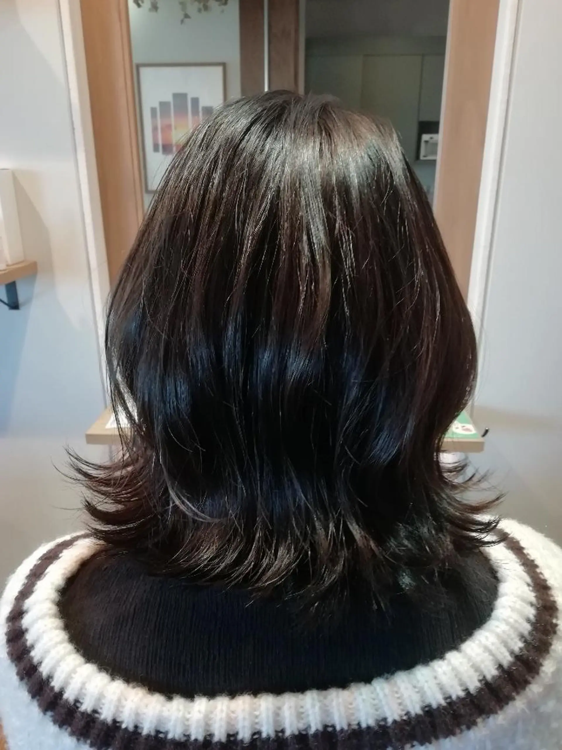 カラー アッシュ アッシュグレー 堀 望美のヘアスタイル