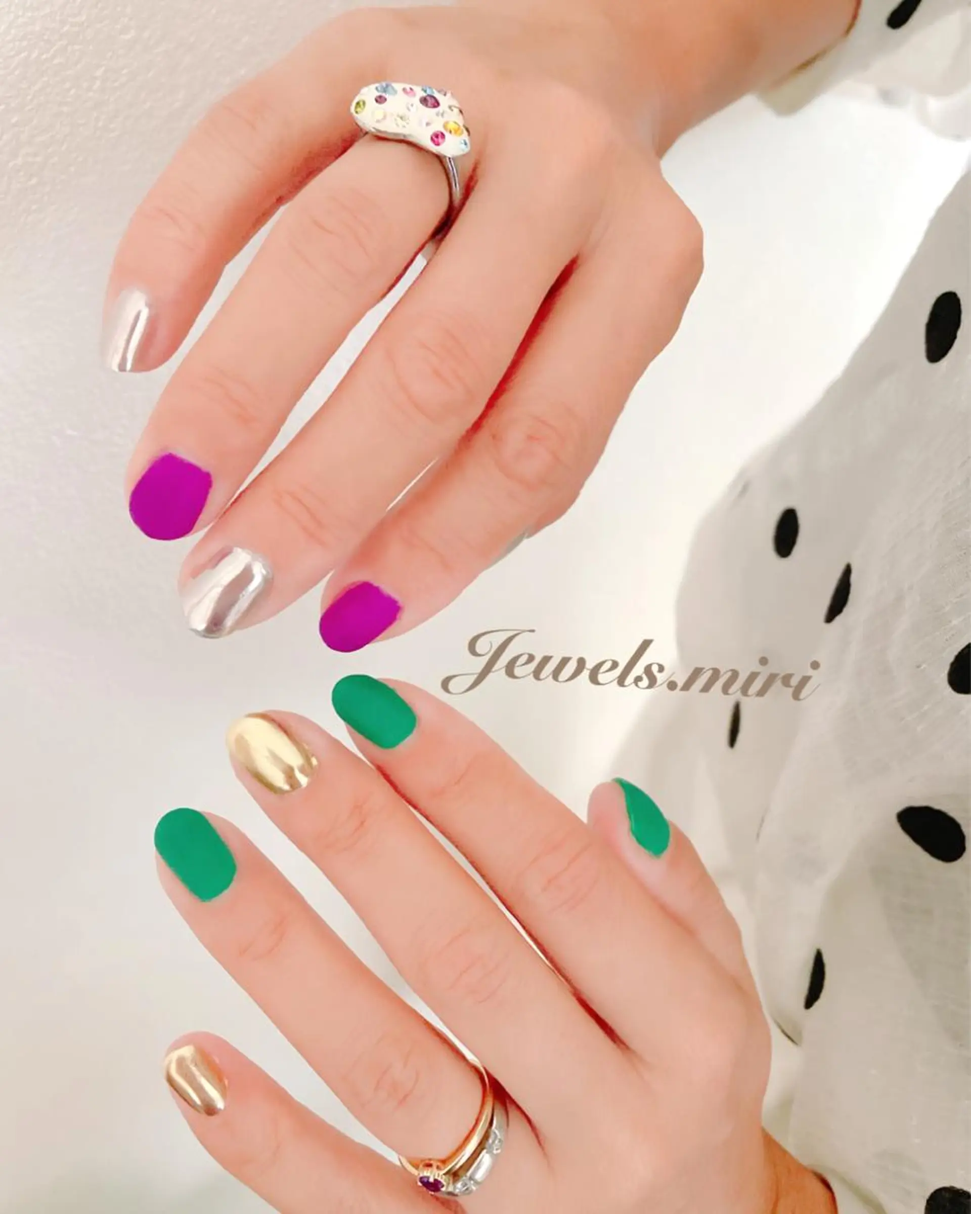 ネイル アートネイル ジェルネイル グリーン キラキラネイル マットネイル Jewels nail lily 白楽所属・ネイルサロン Jewels Mのネイルデザイン