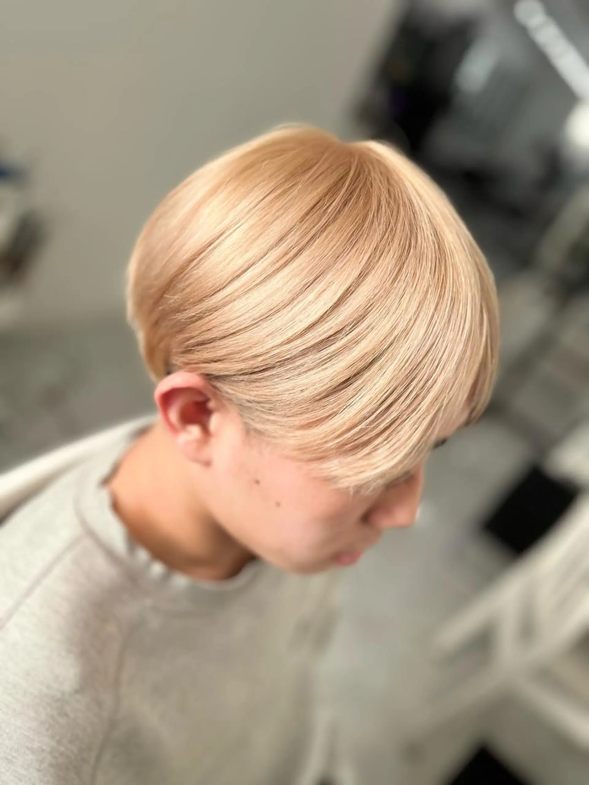 カラー メンズ ブロンド ヘアカラー メンズカットカラー 心斎橋/松平和樹のヘアスタイル