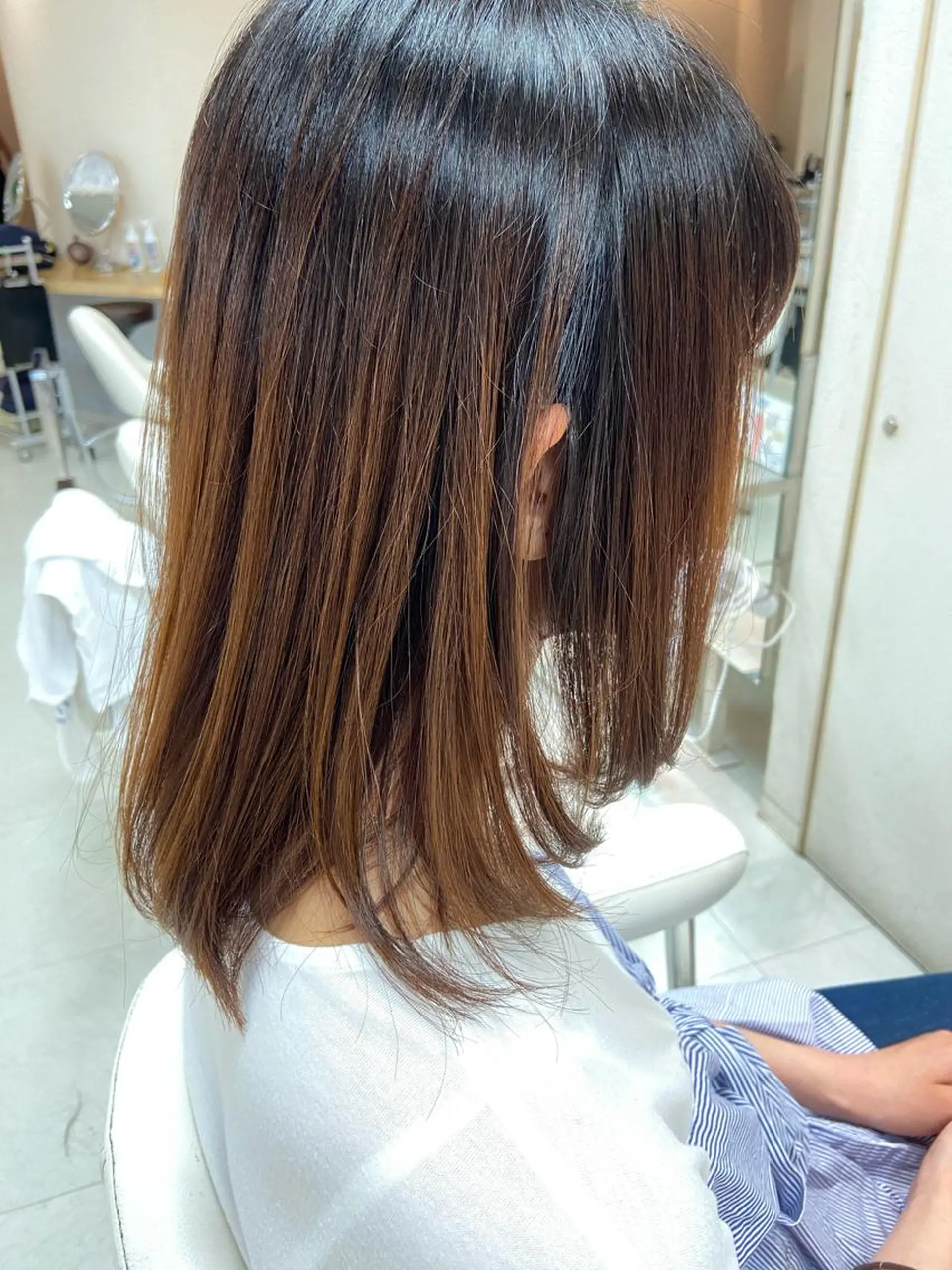 ミディアム 顔周りカット レイヤーカット カット トリートメント 菊地 美憂のヘアスタイル