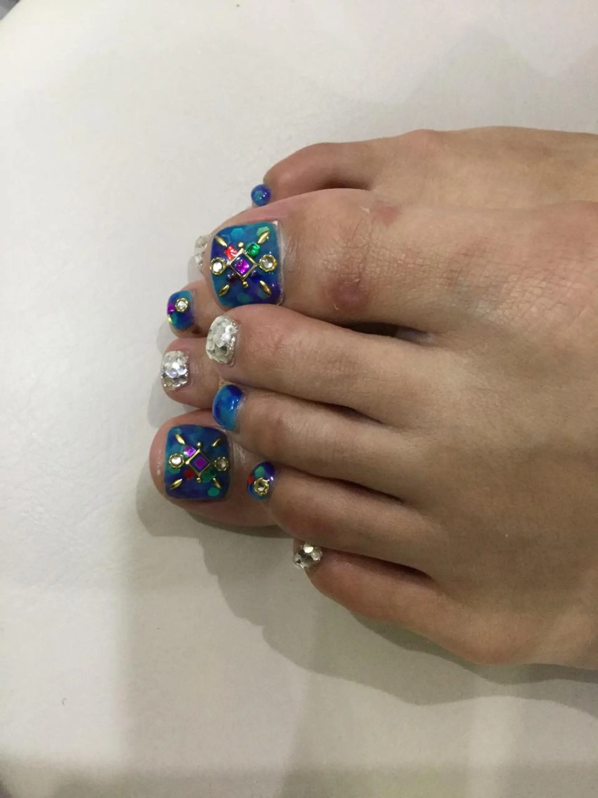 ネイル 💎🐰 saki. m 🐰💎のネイルデザイン