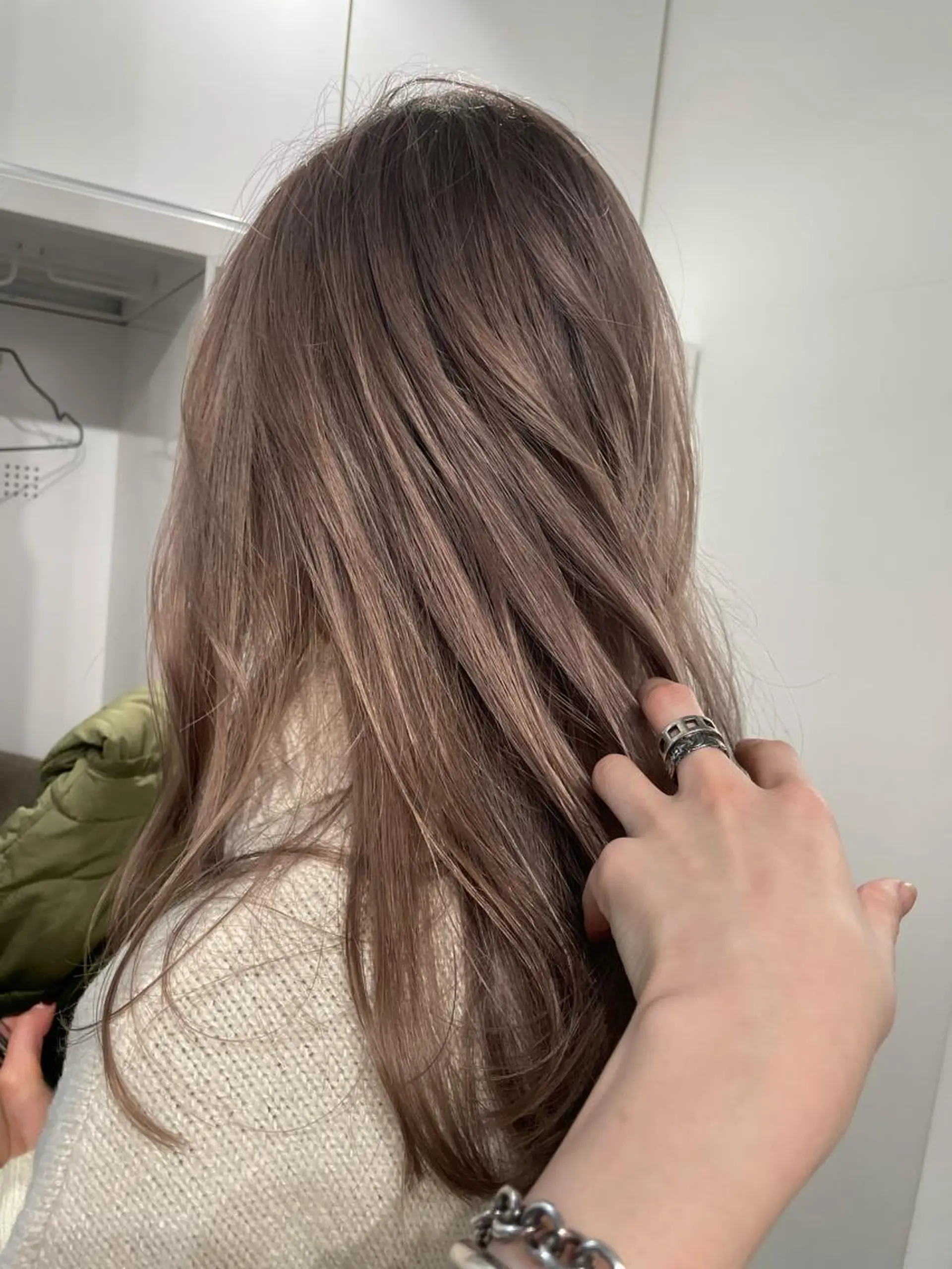 セミロング カラー 💘MICOTO藤沢 髪質改善ブリーチ💘のヘアスタイル